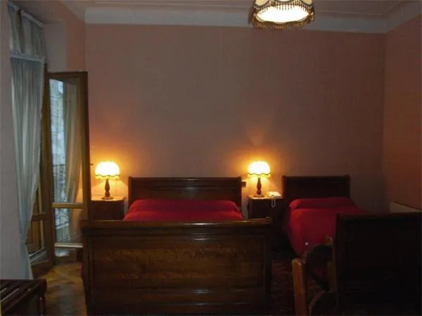 Bed in Auberge de la Poste