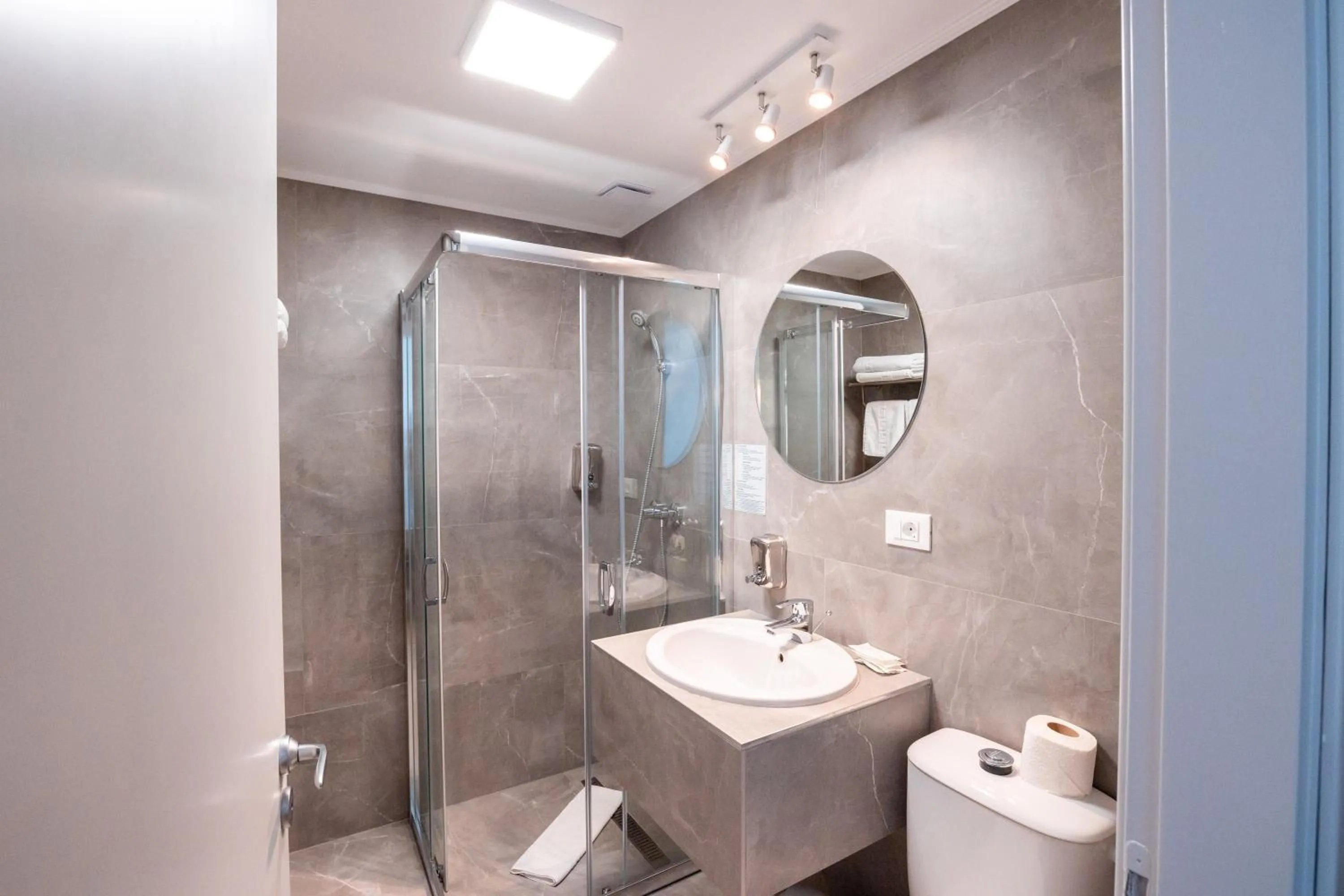 Shower in Stil Hotel