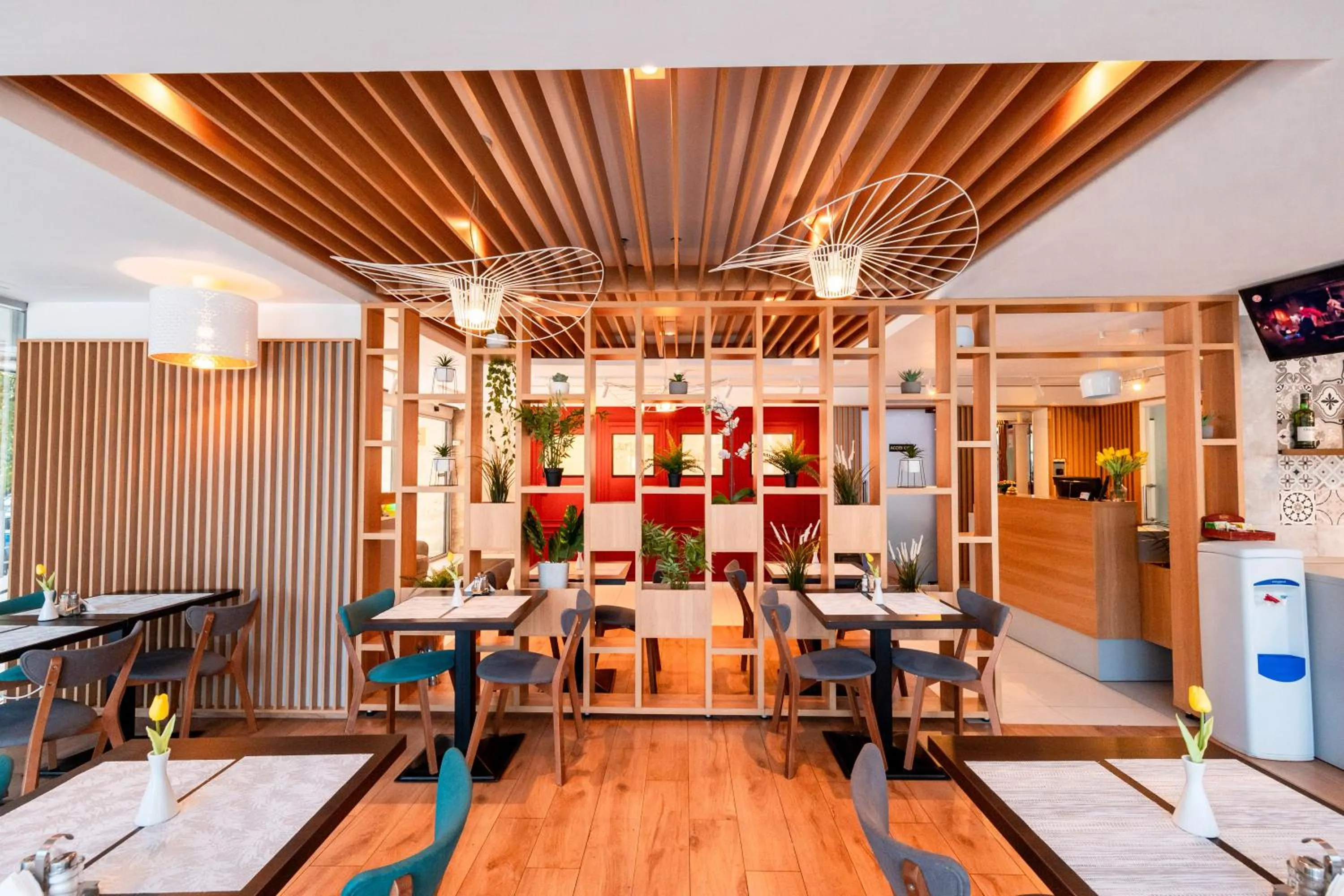 Restaurant/places to eat in Stil Hotel