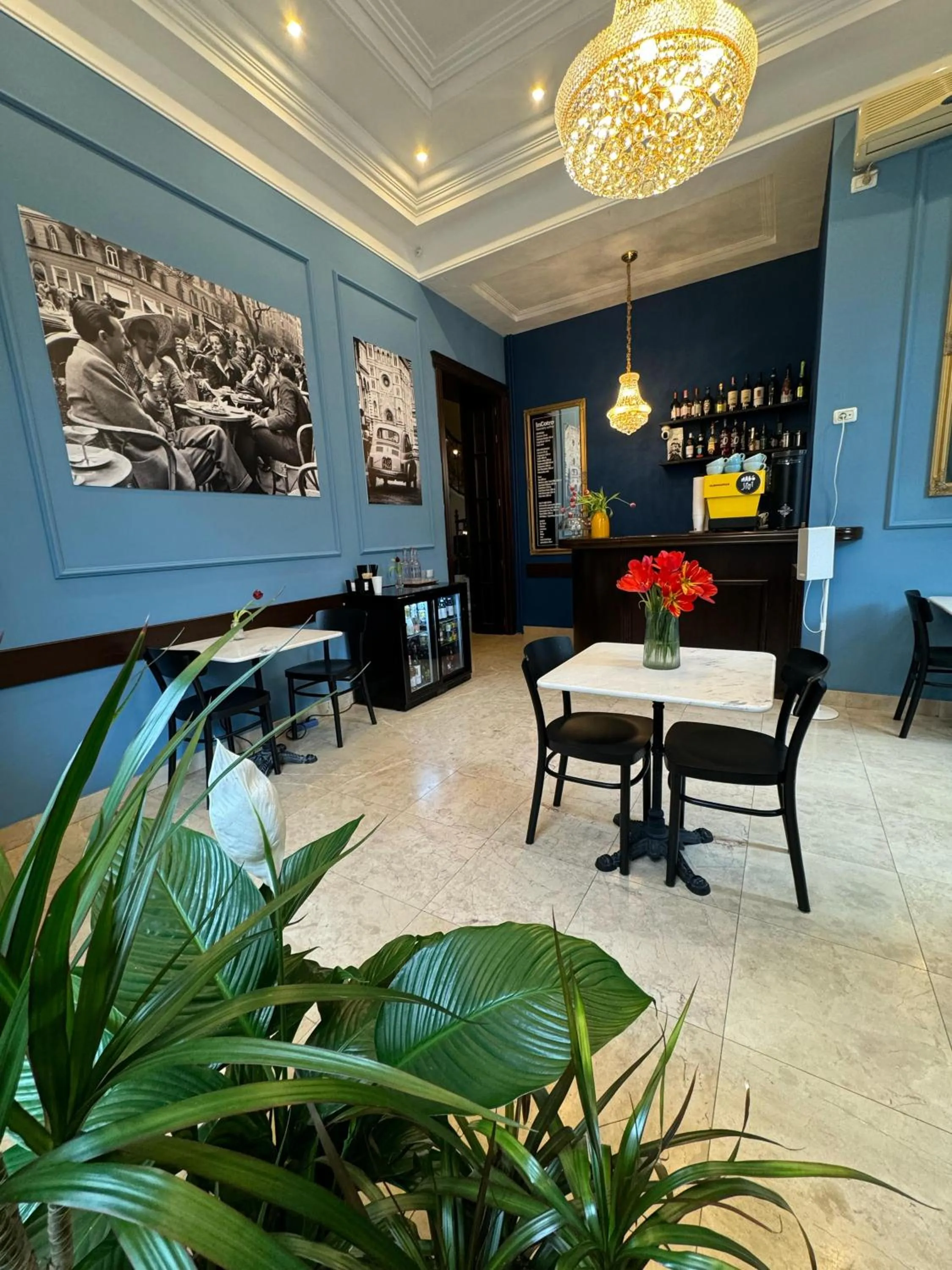 Lounge or bar in Atrium Hotel Ateneu City Center