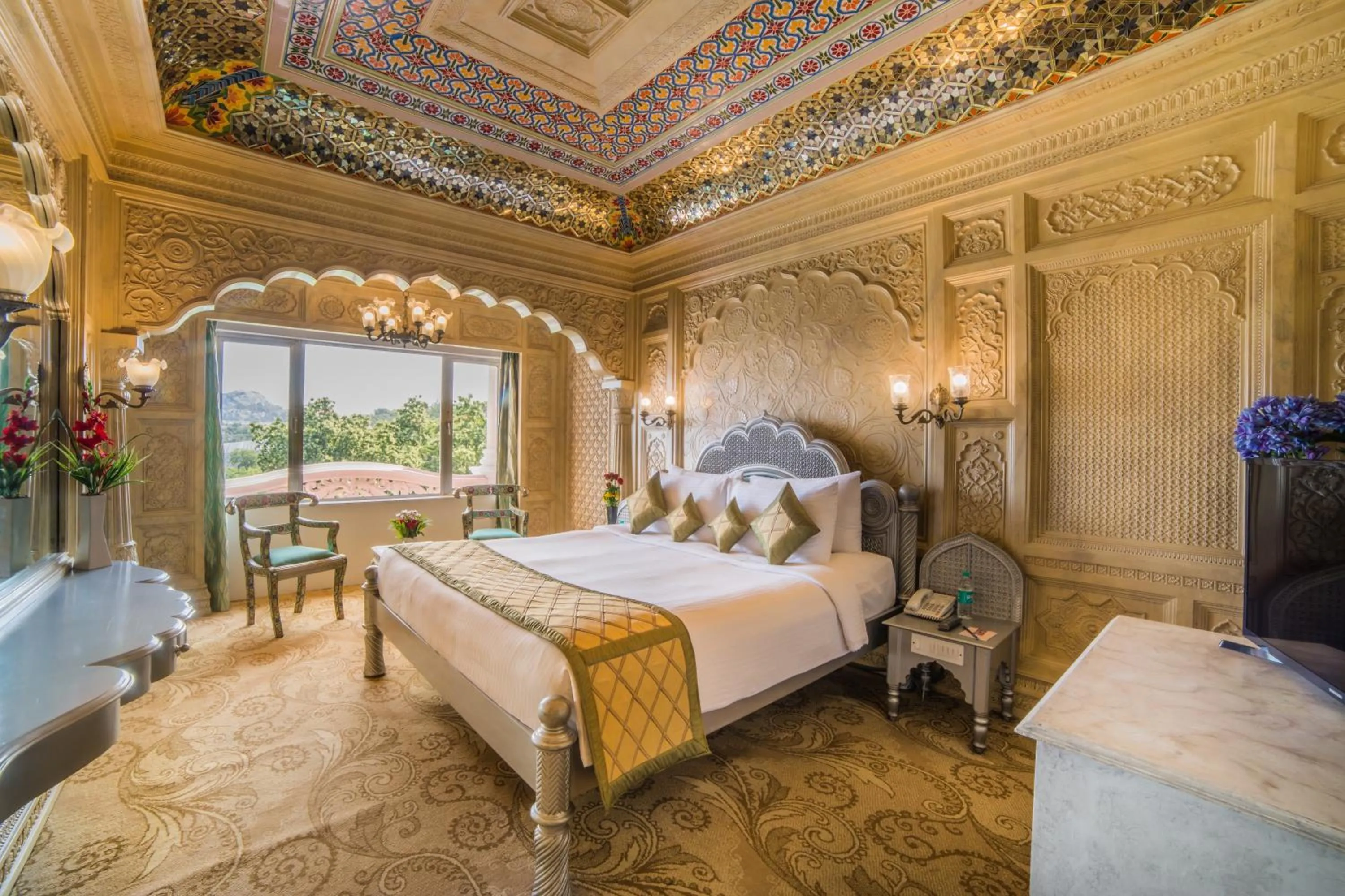 Bed in Ramoji Film City- Sitara Luxury Hotel