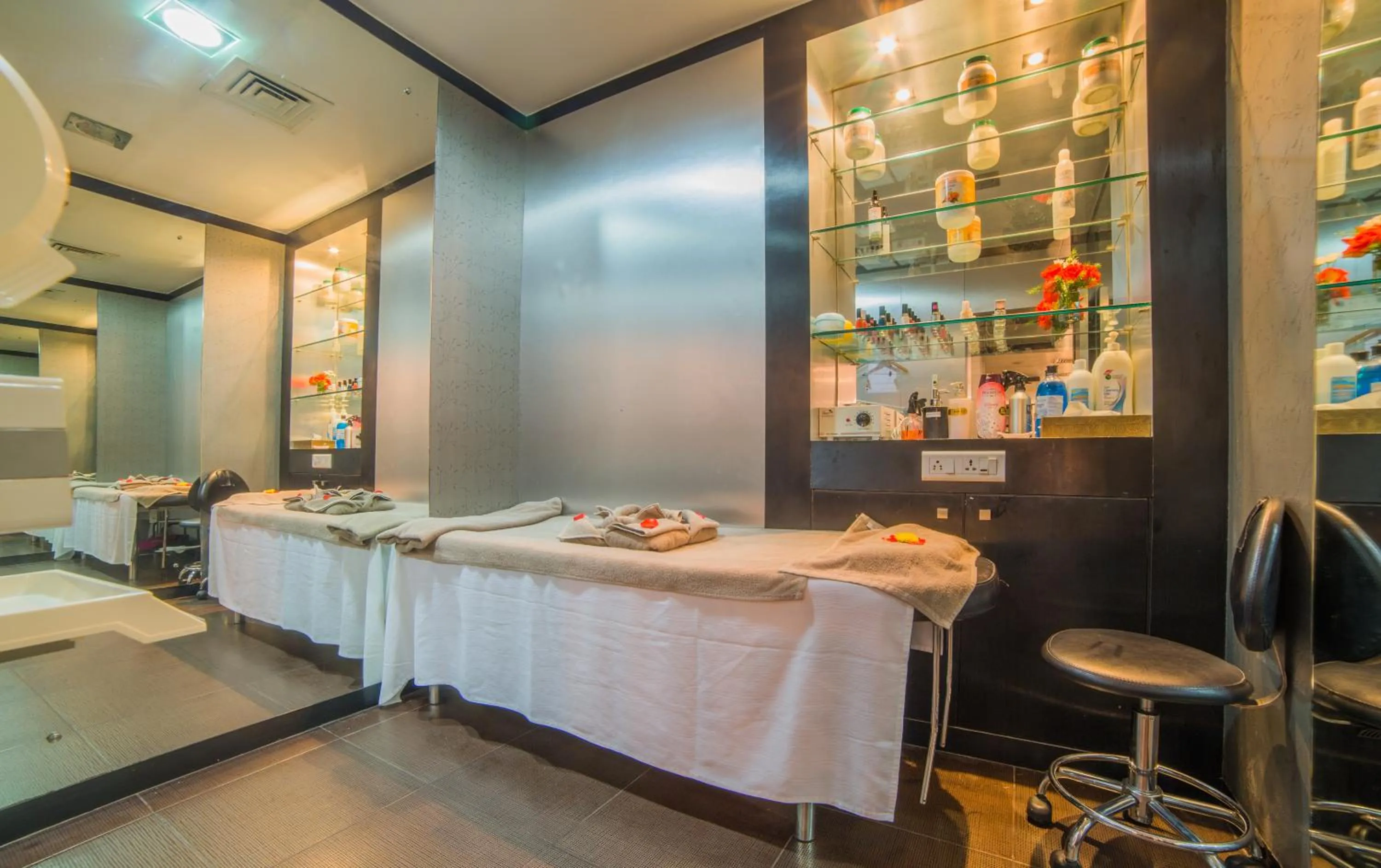 Ramoji Film City- Sitara Luxury Hotel