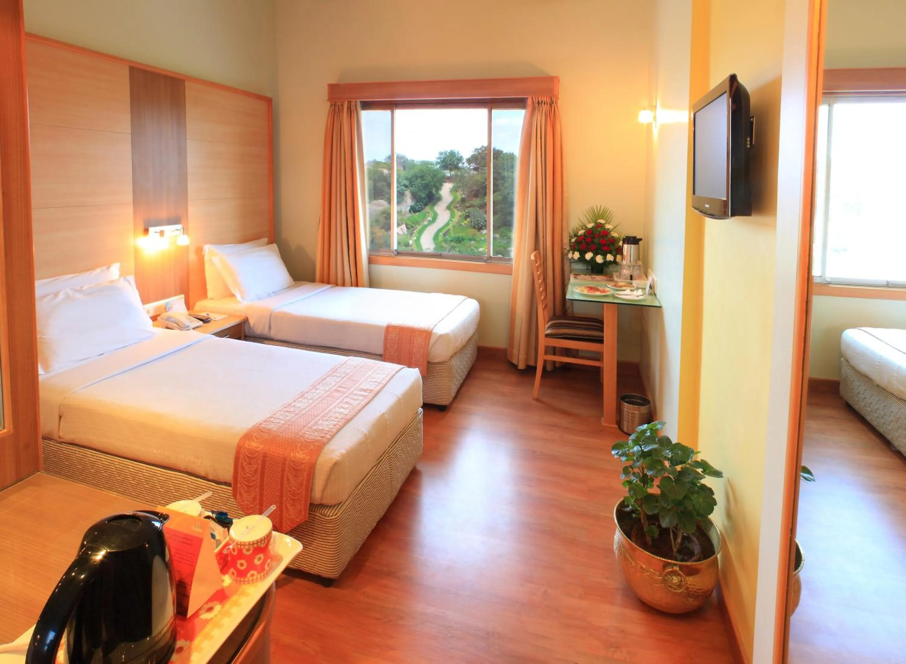 Bedroom, Bed in Ramoji Film City- Sitara Luxury Hotel