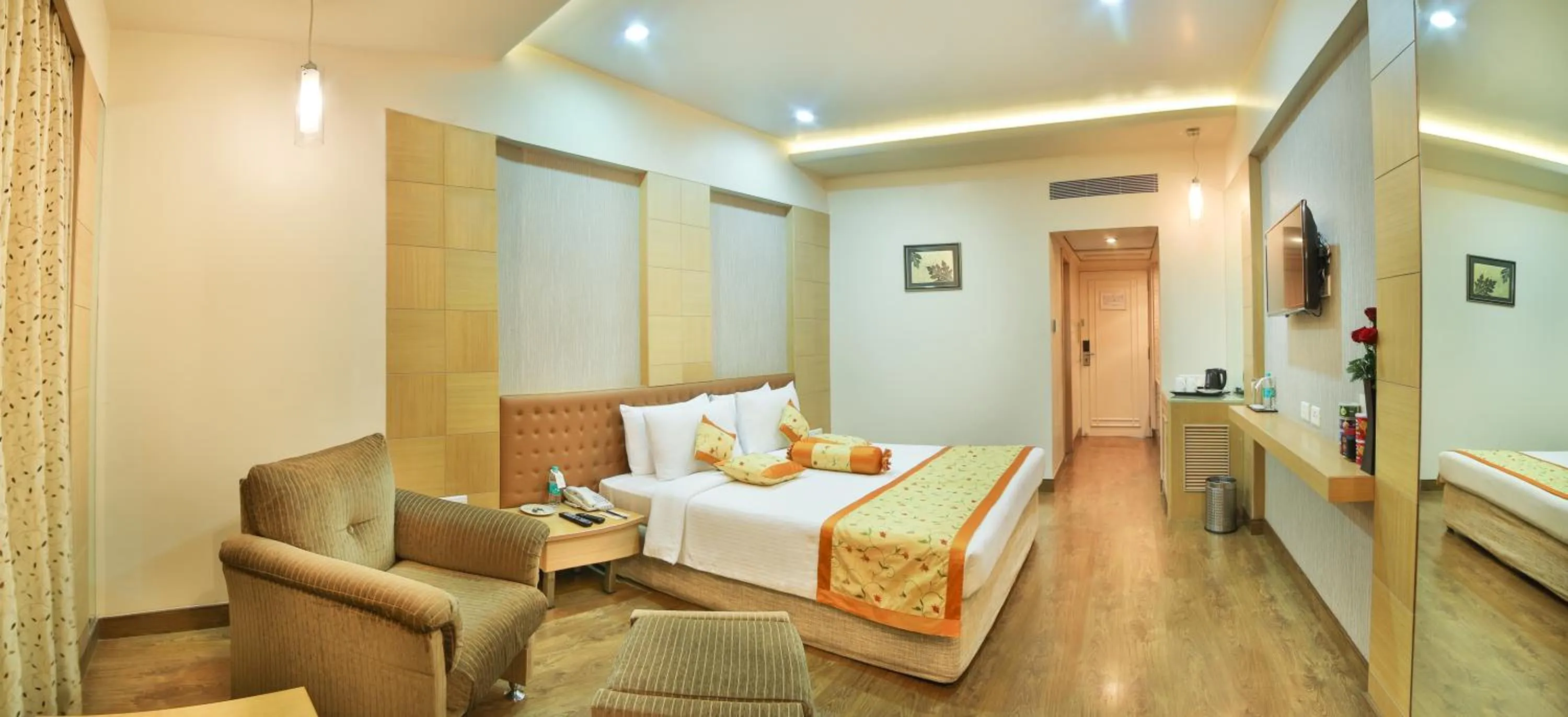 Bed in Ramoji Film City- Sitara Luxury Hotel