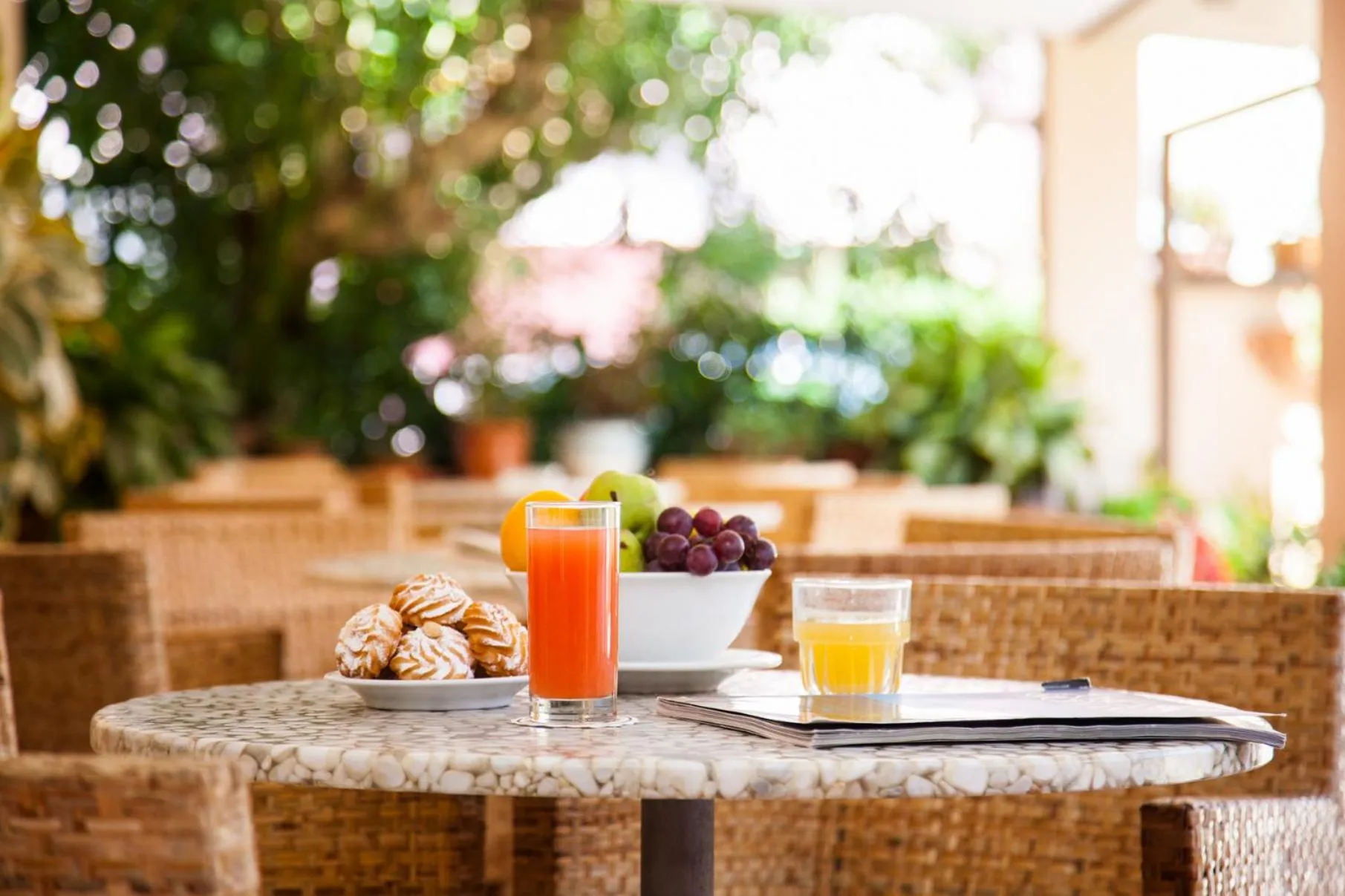 Food and drinks in Hotel Sabrina