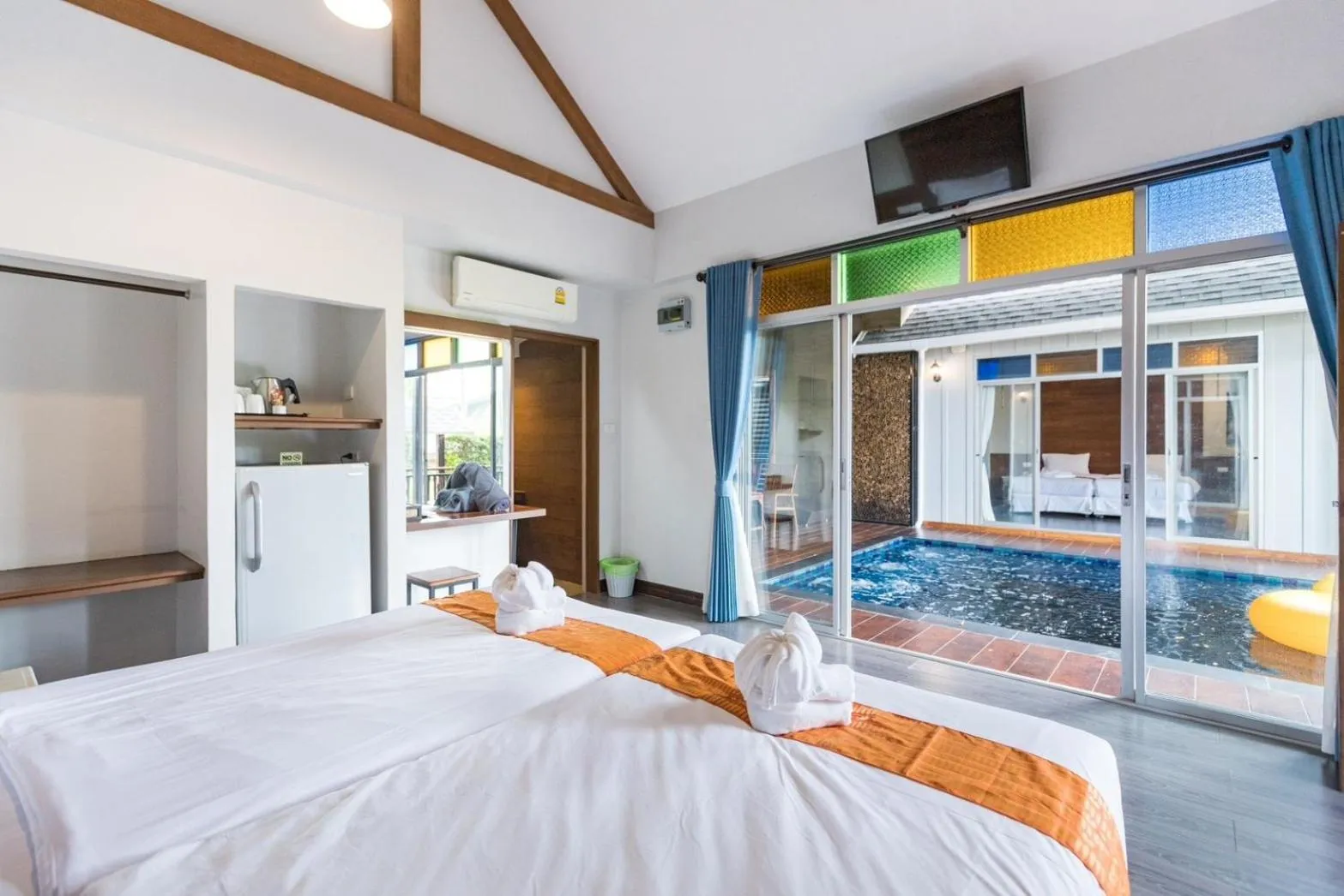 Bed in IP Plus Pool Villa Pattaya