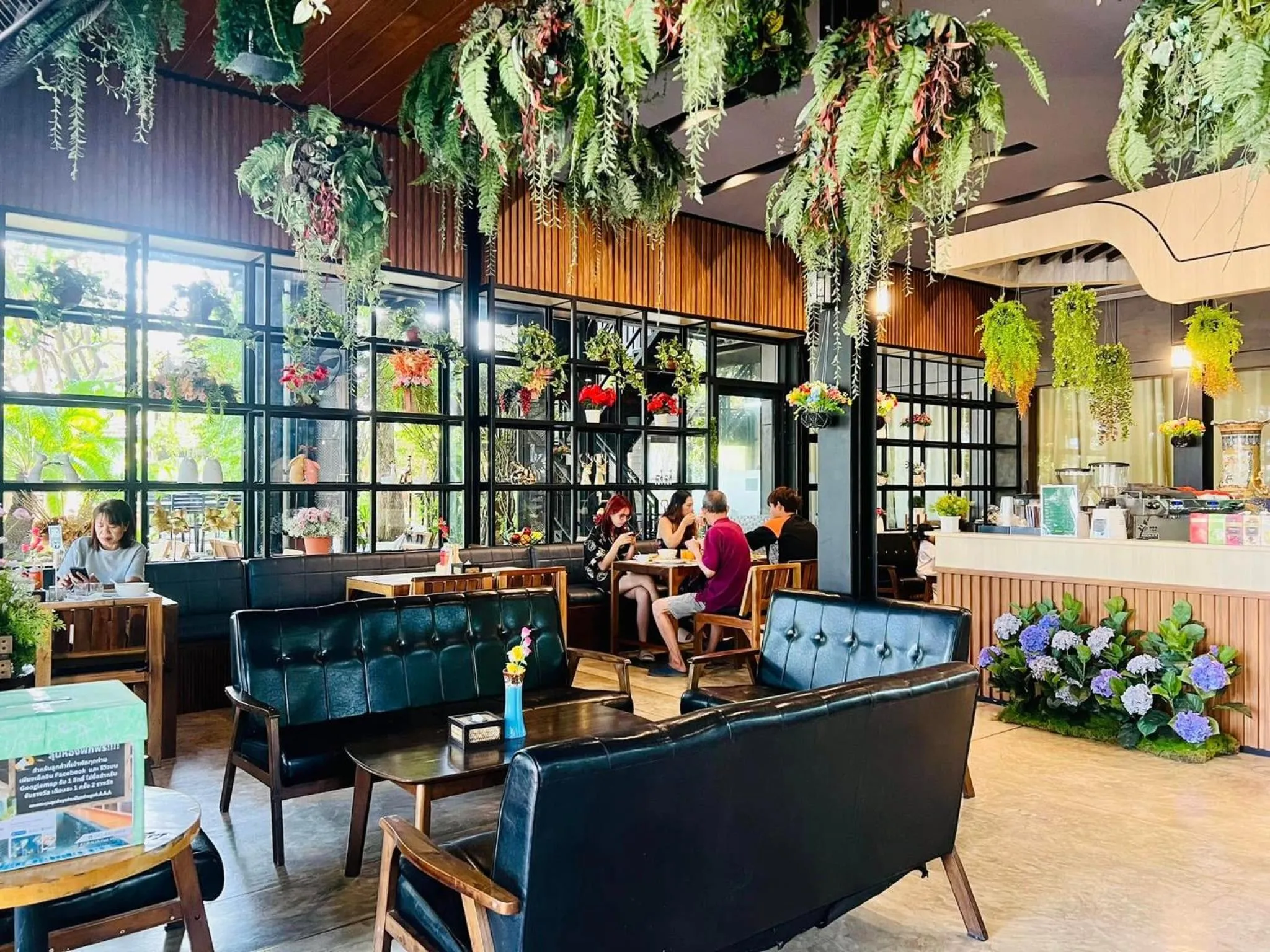 Restaurant/places to eat in IP Plus Pool Villa Pattaya