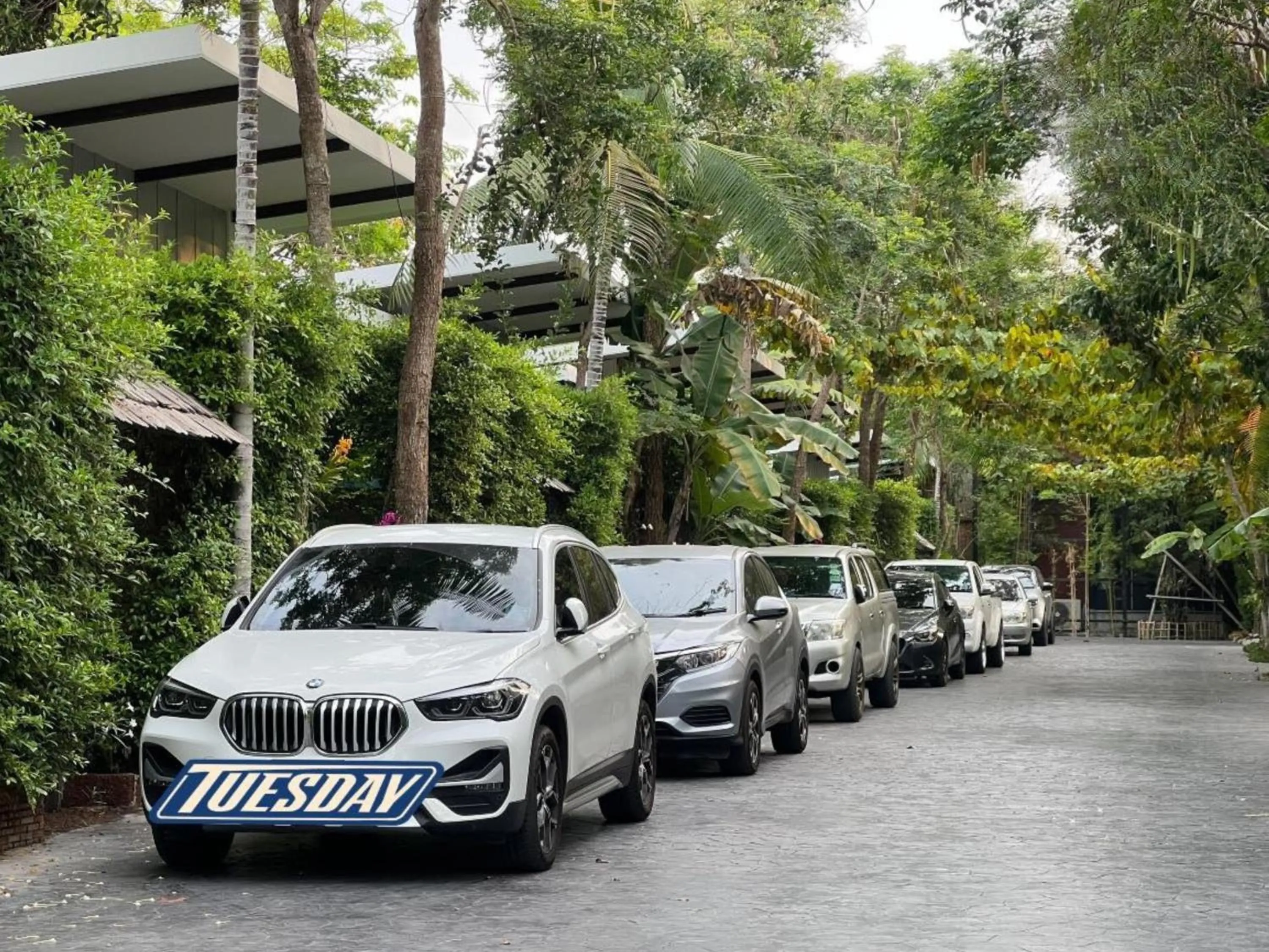 Parking in IP Plus Pool Villa Pattaya