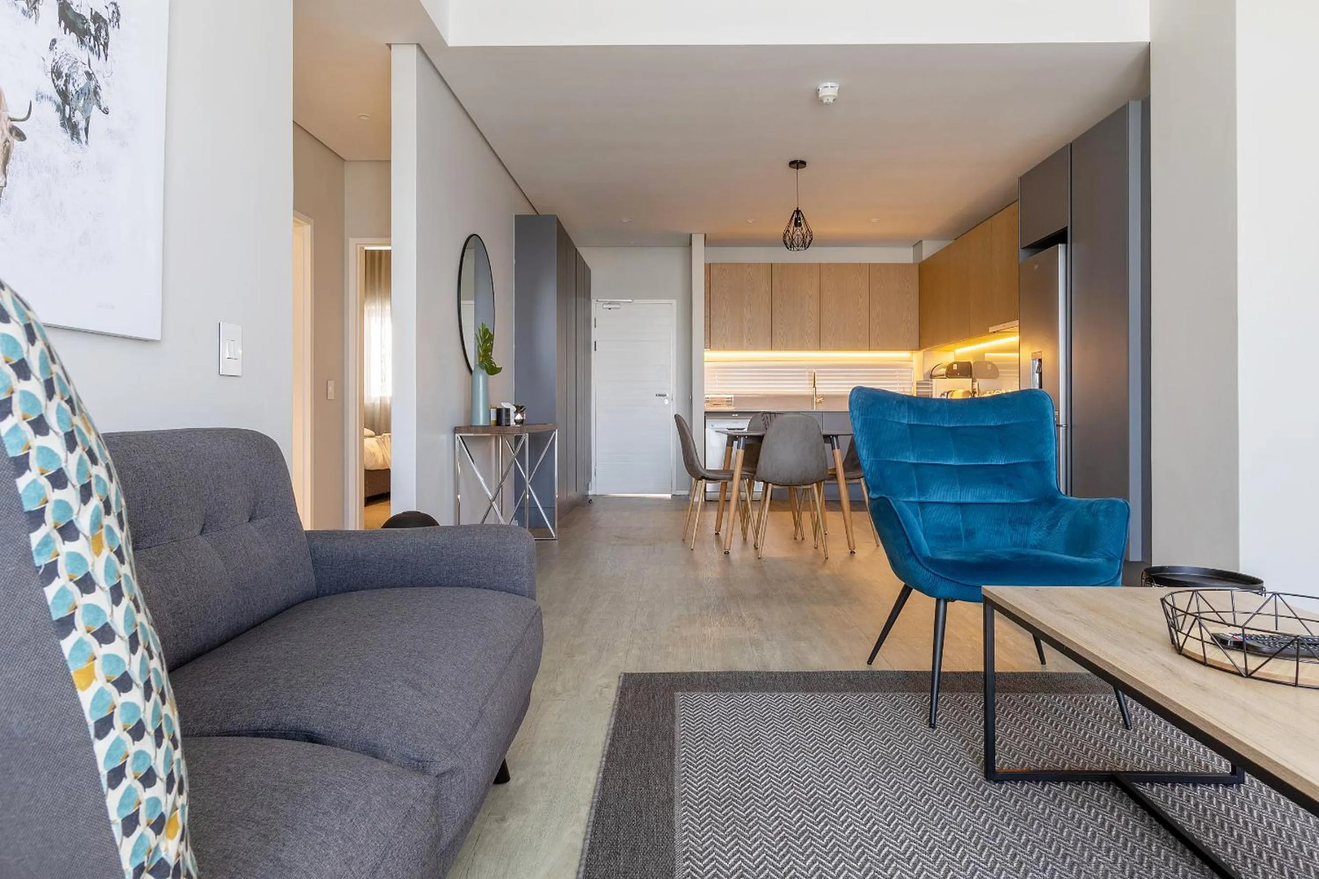 Axis Luxury Apartments by Century City Hotels