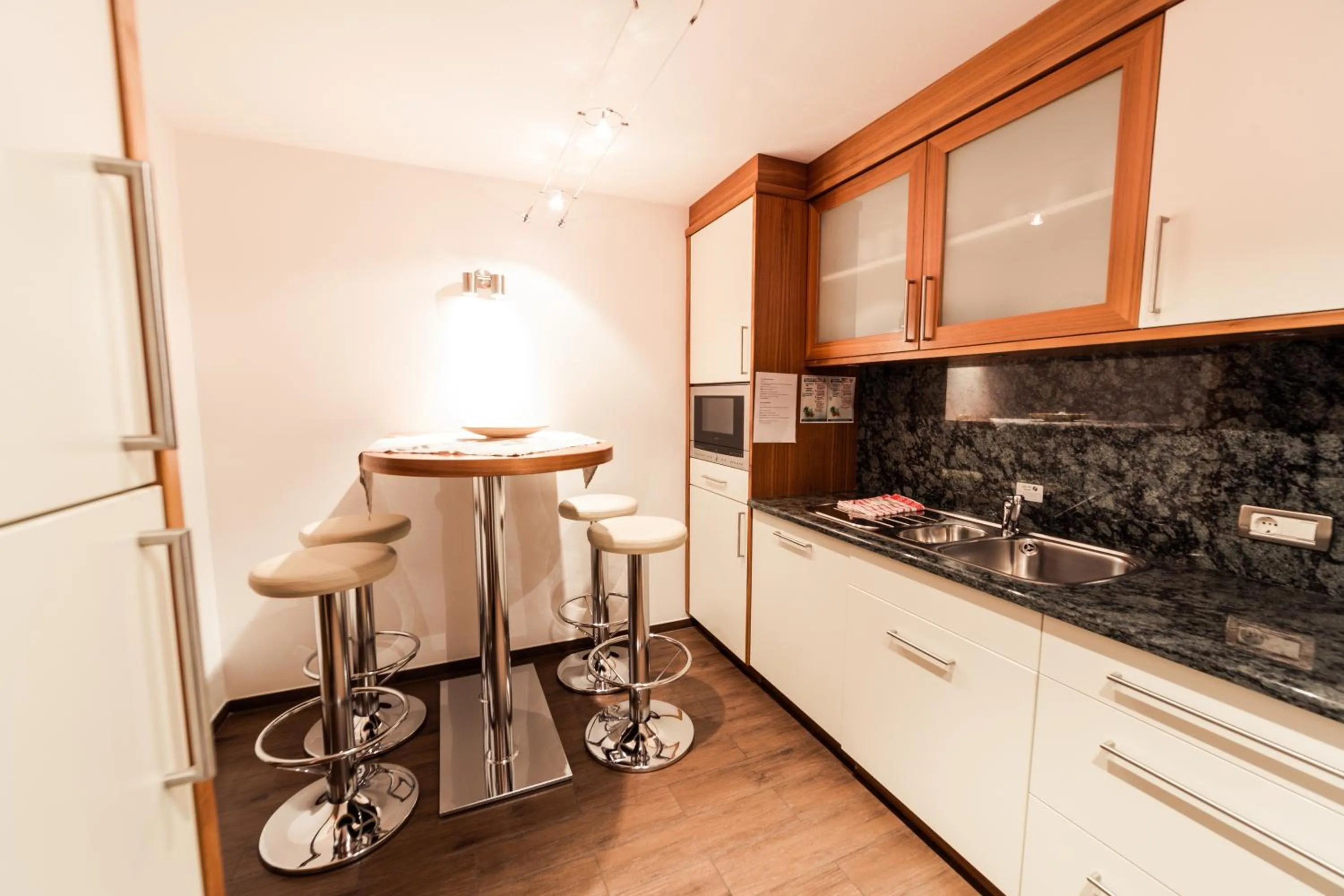 Kitchen or kitchenette in Garnì Villa Erna