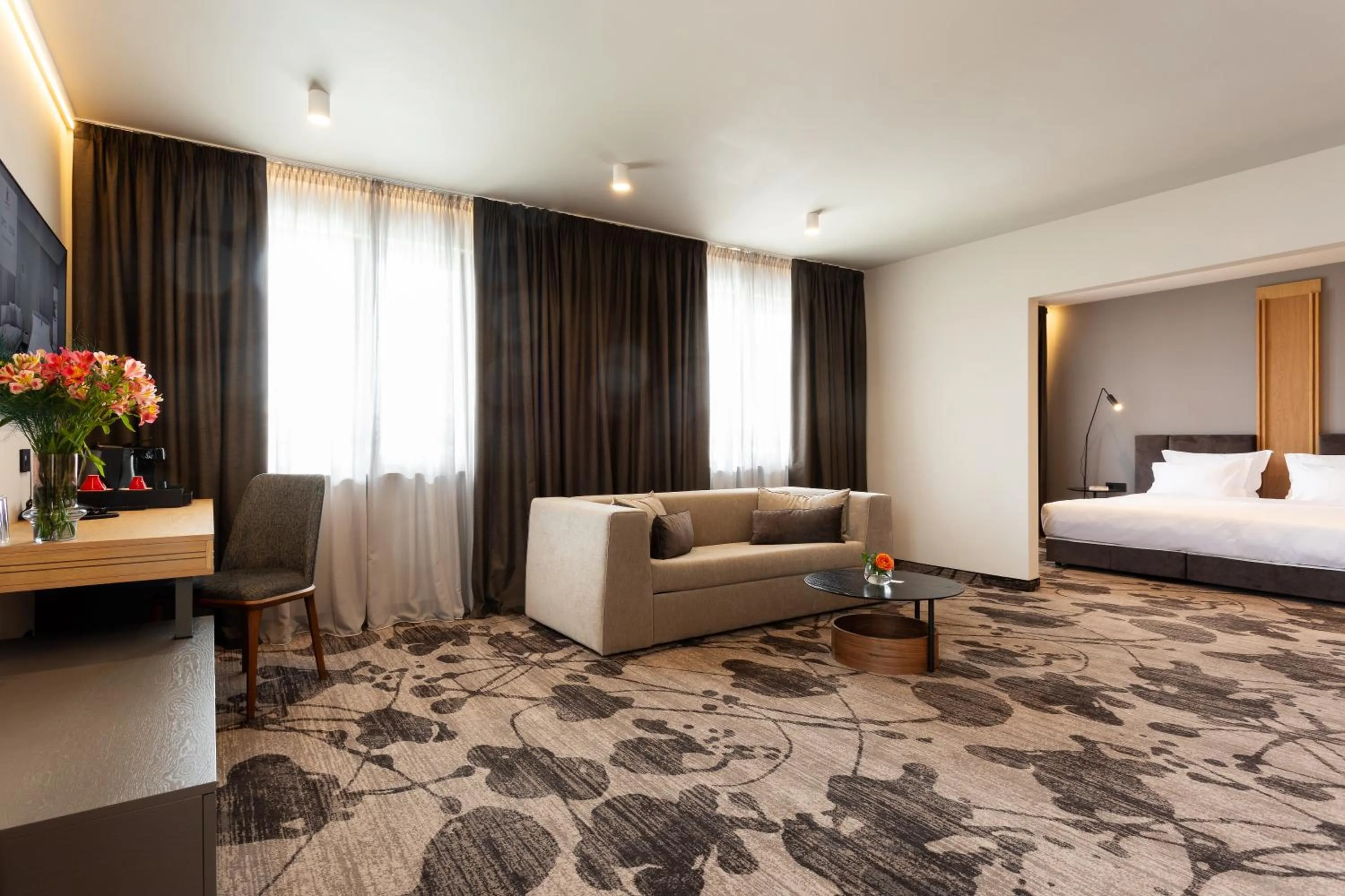 Living room, Bed in Kamengrad Hotel & SPA