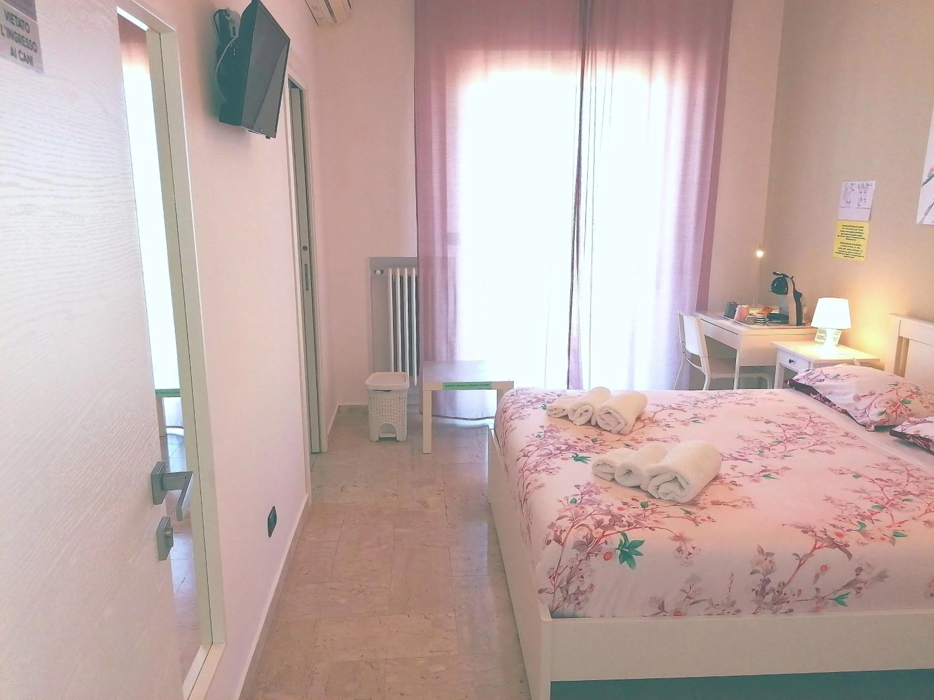 Bedroom, Bed in Tanzi Home