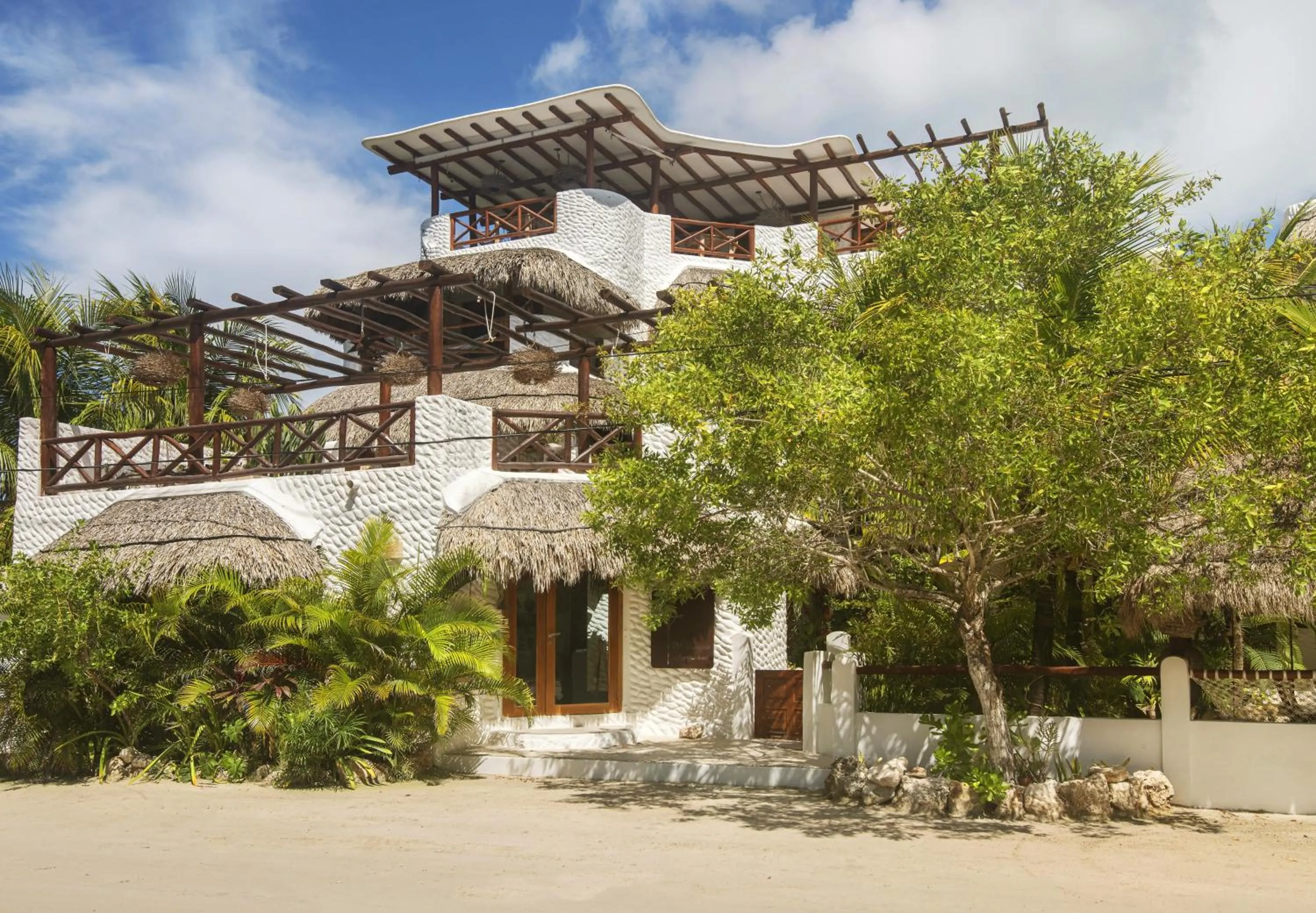 Property building in El Corazón Boutique Hotel - Adults Only with Beach Club pass included