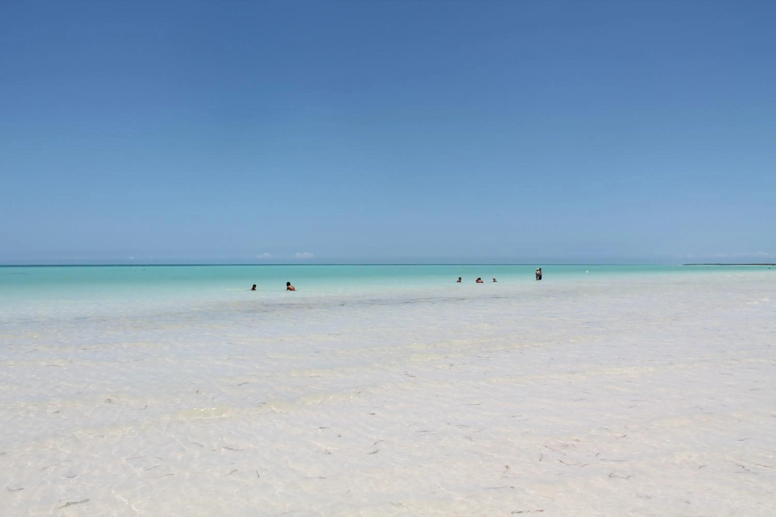 Day in El Corazón Boutique Hotel - Adults Only with Beach Club pass included