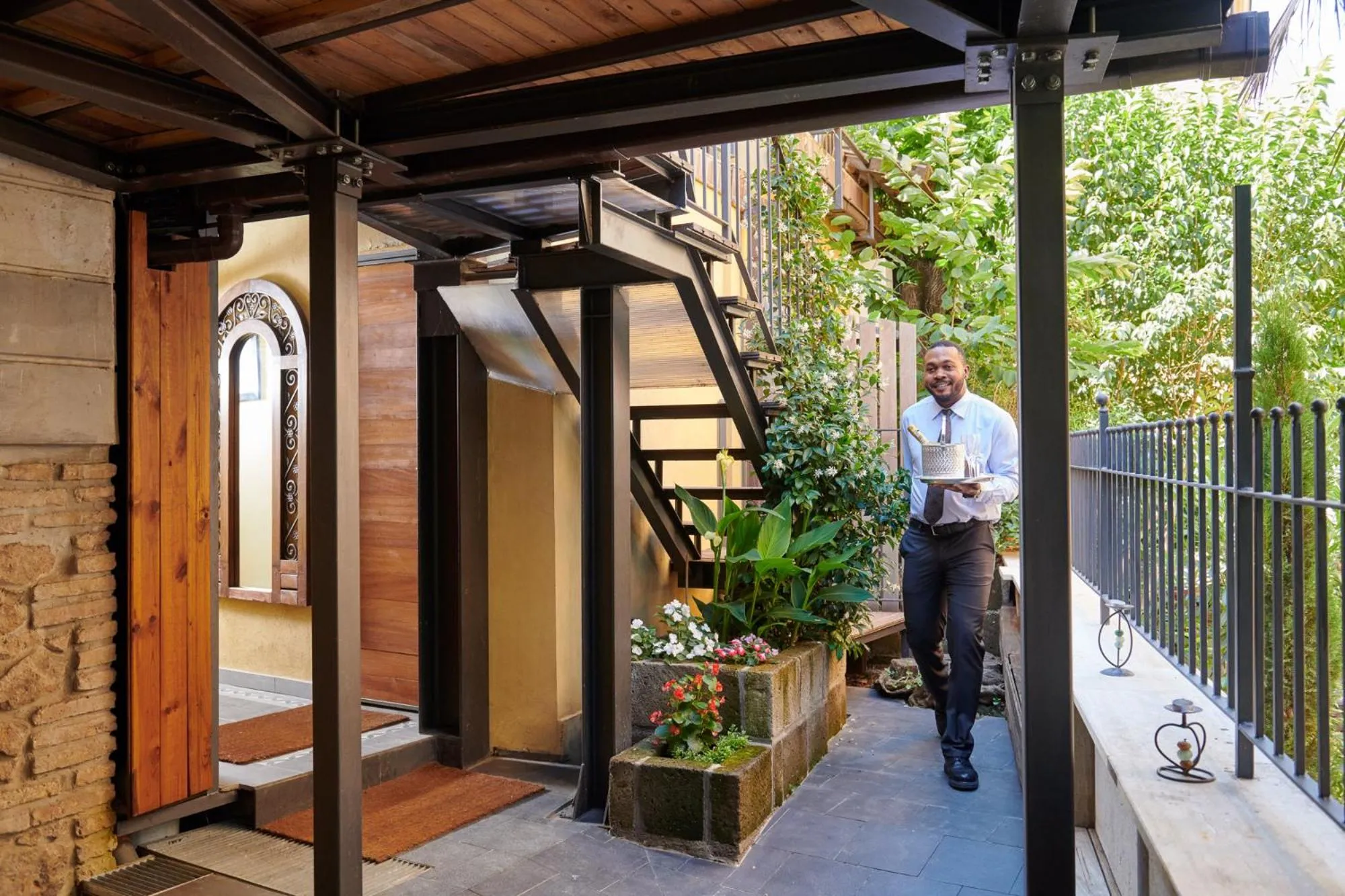 Patio in Palm Gallery Hotel