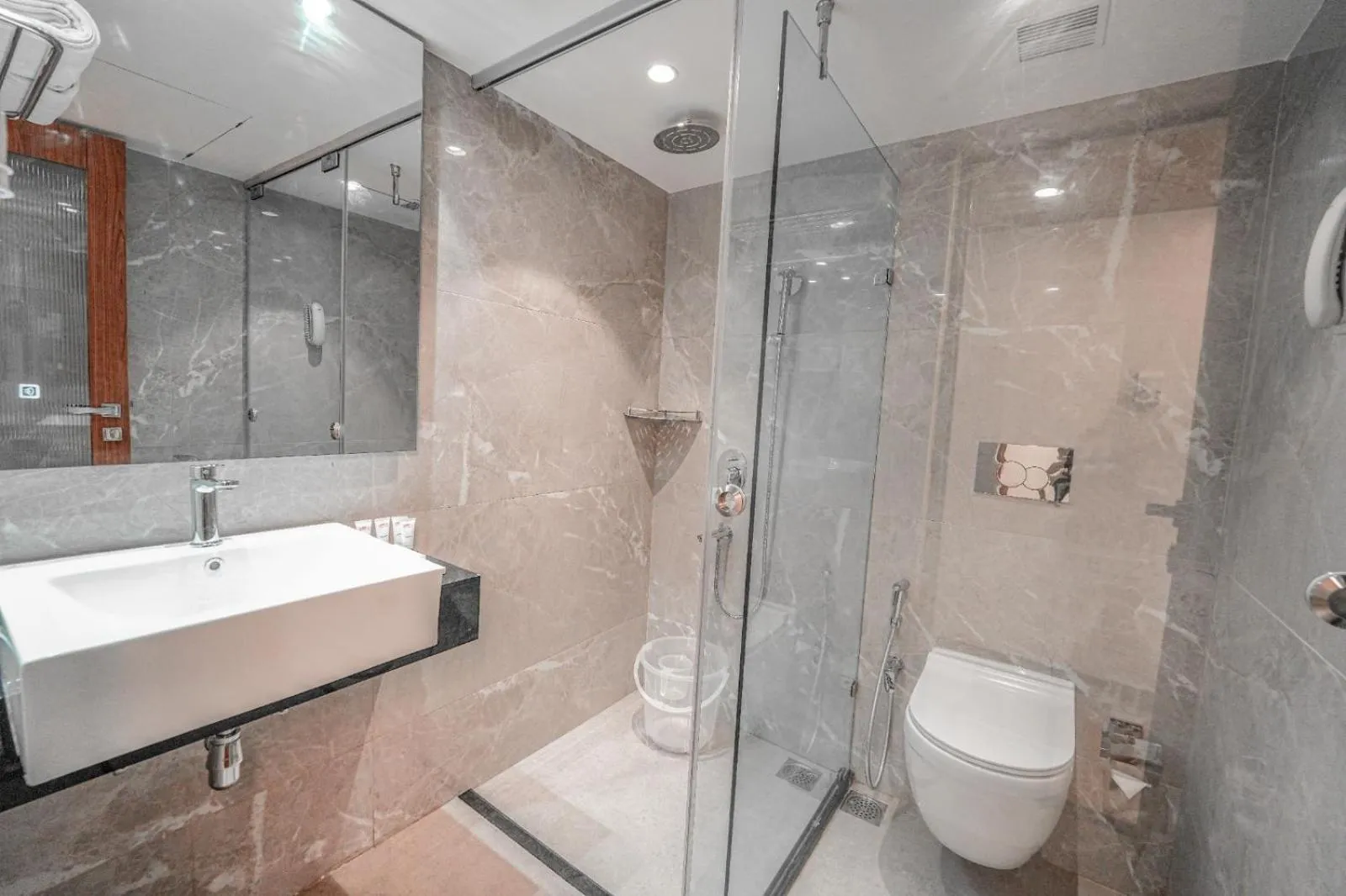 Bathroom in Ramoji Film City- Tara Comfort Hotel