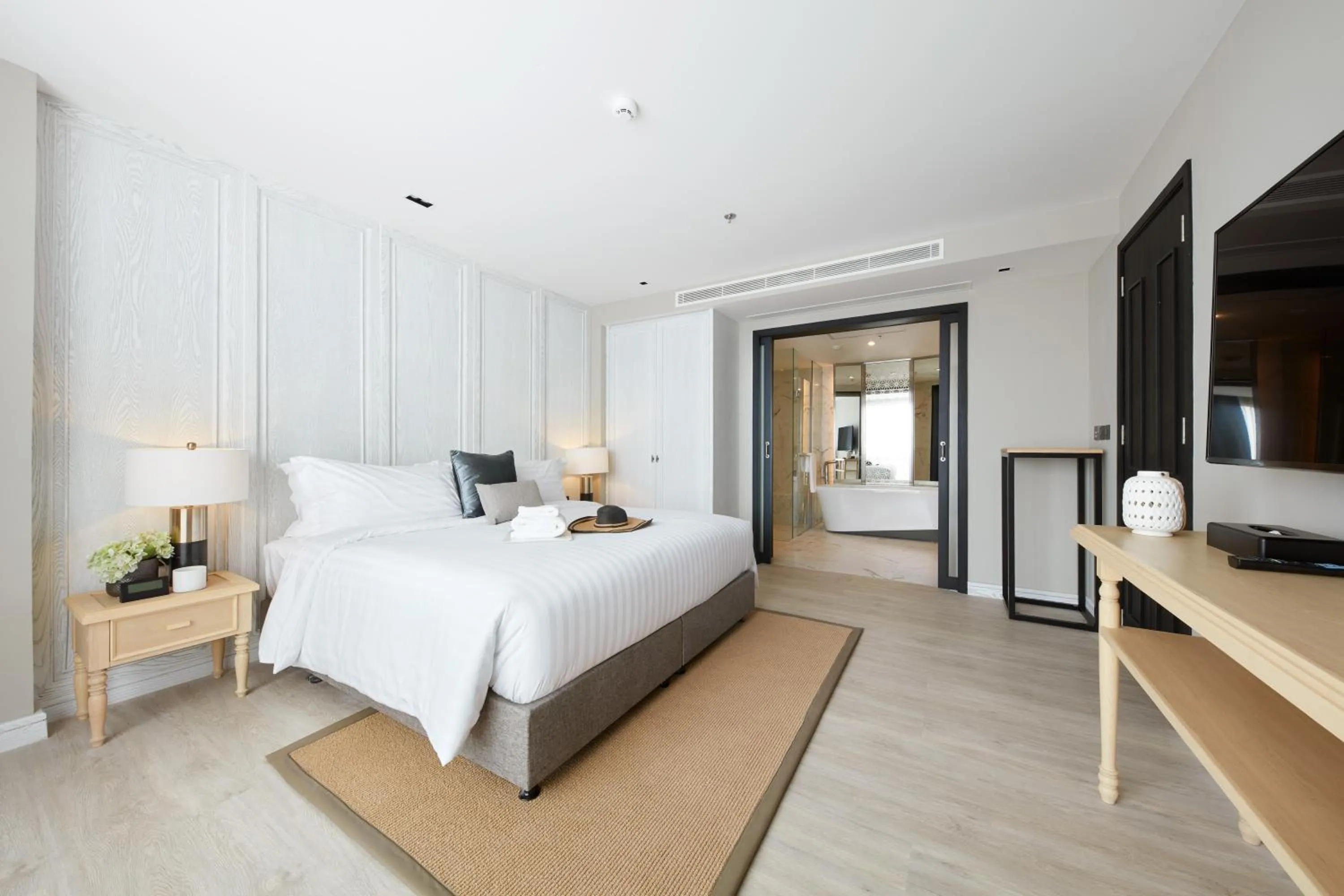 Bed in Health Land Resort & Spa