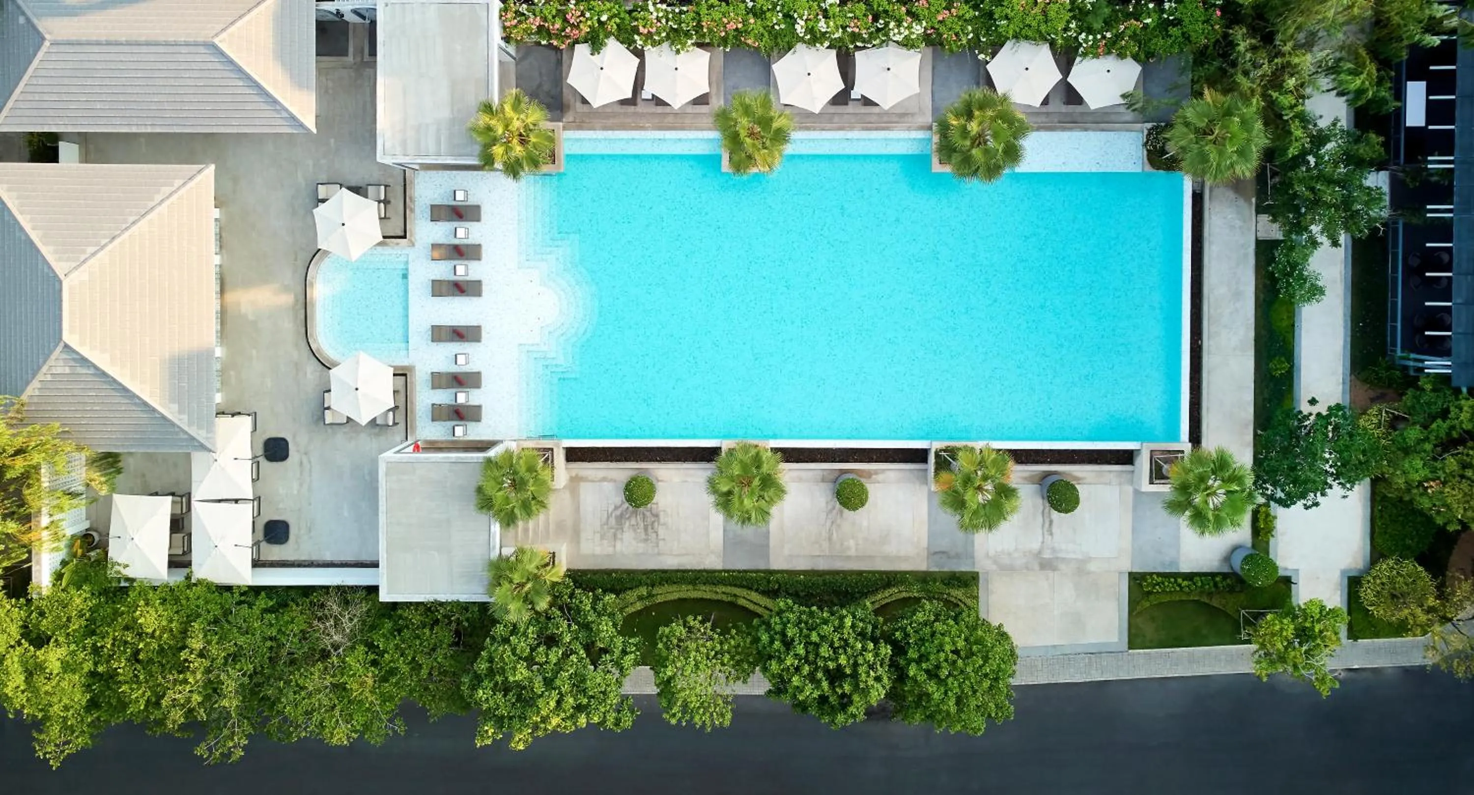 Swimming pool in Health Land Resort & Spa