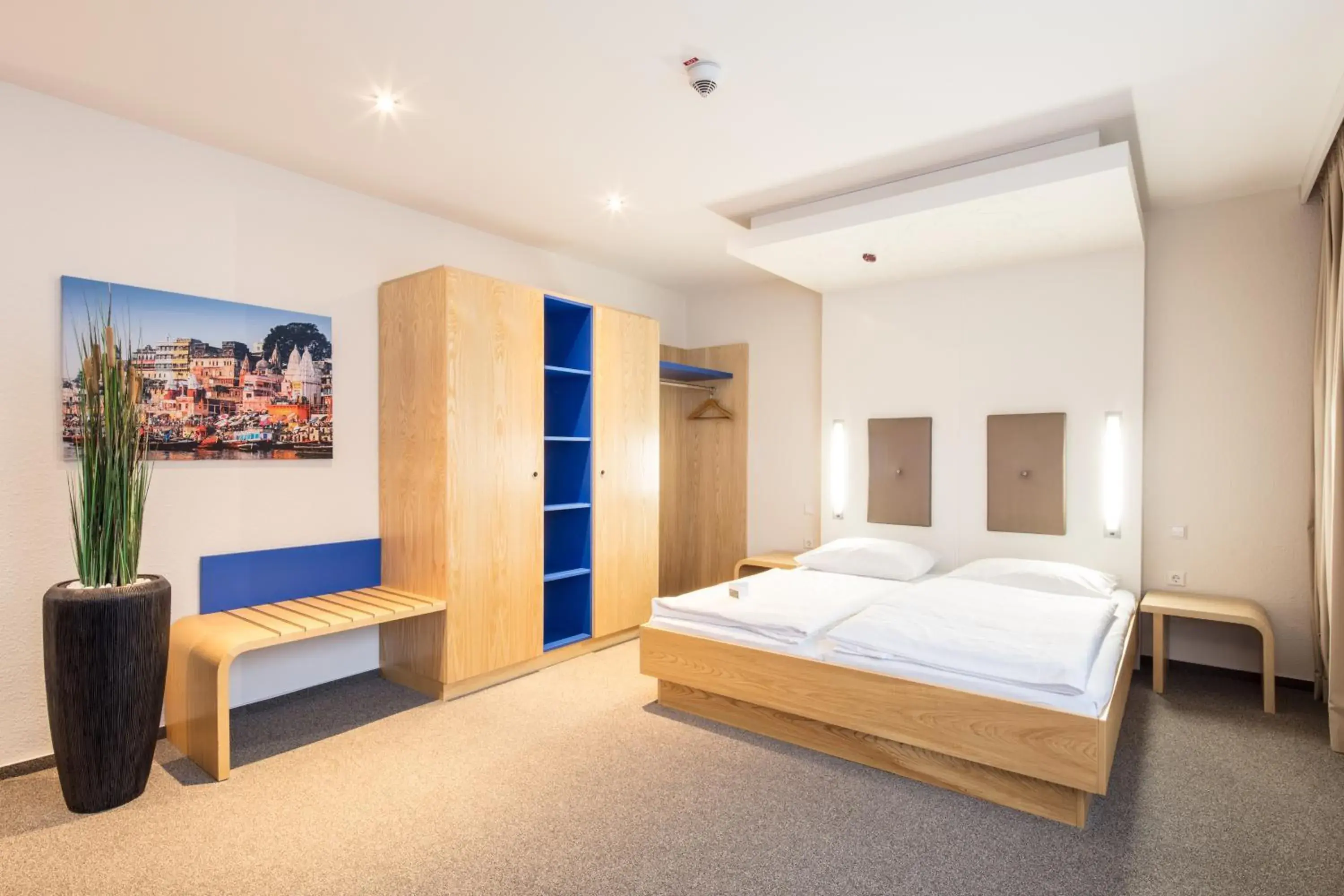 Family Room in Hotel Global Inn Family Room in Hotel Global Inn