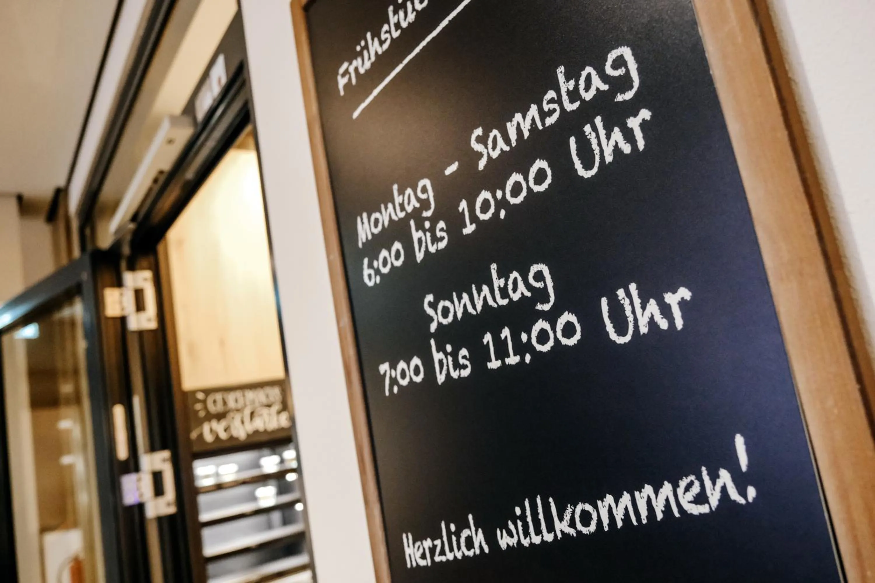 Breakfast in Hotel Global Inn