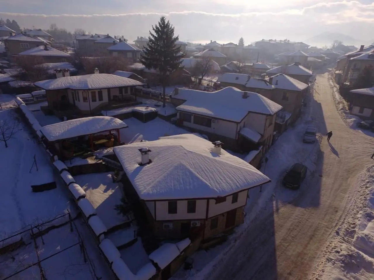 Three-Bedroom Apartment - single occupancy in Complex Ristanite