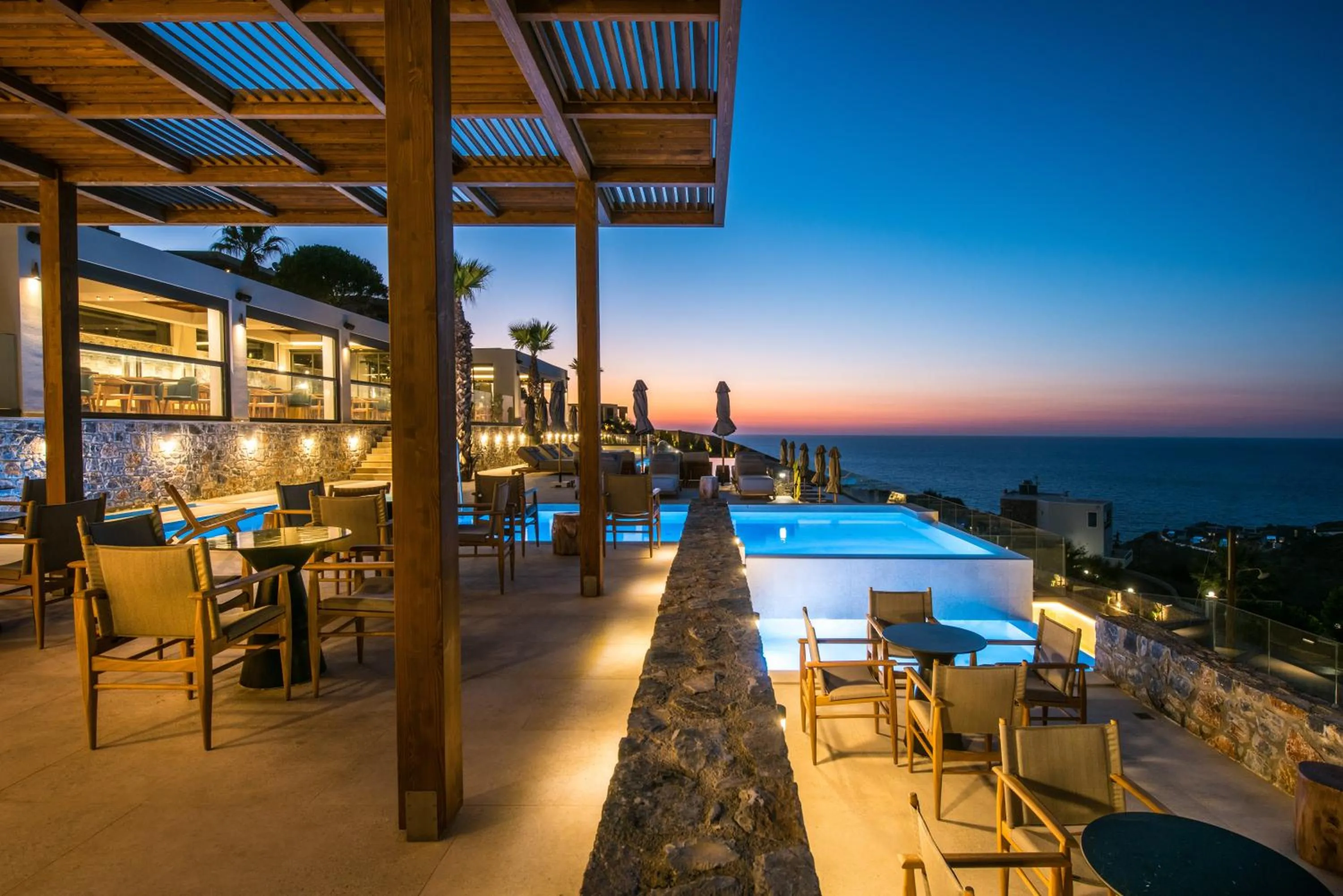 Swimming pool in Happy Cretan Suites