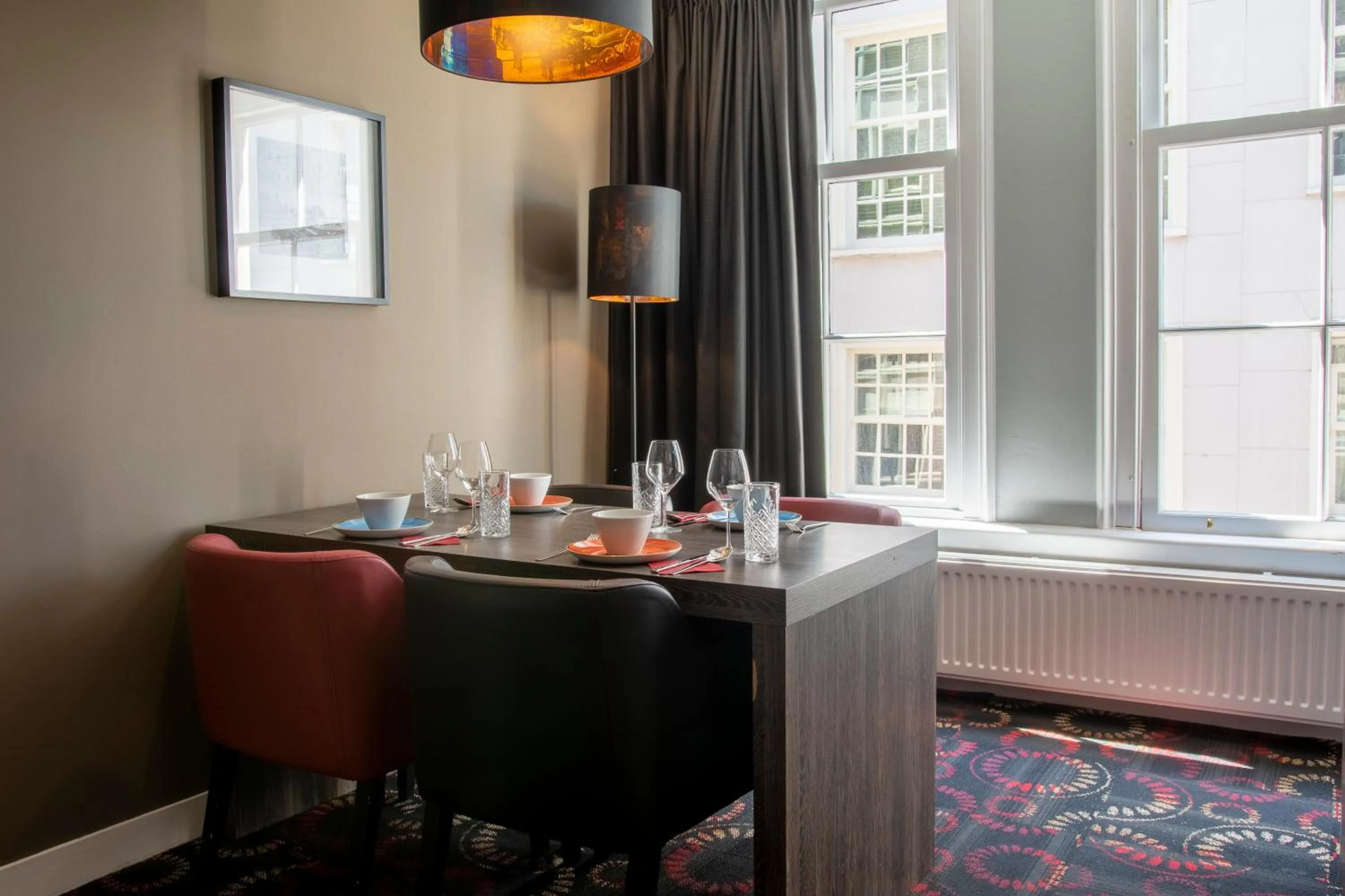 Dining area in Eden Studios and Apartments