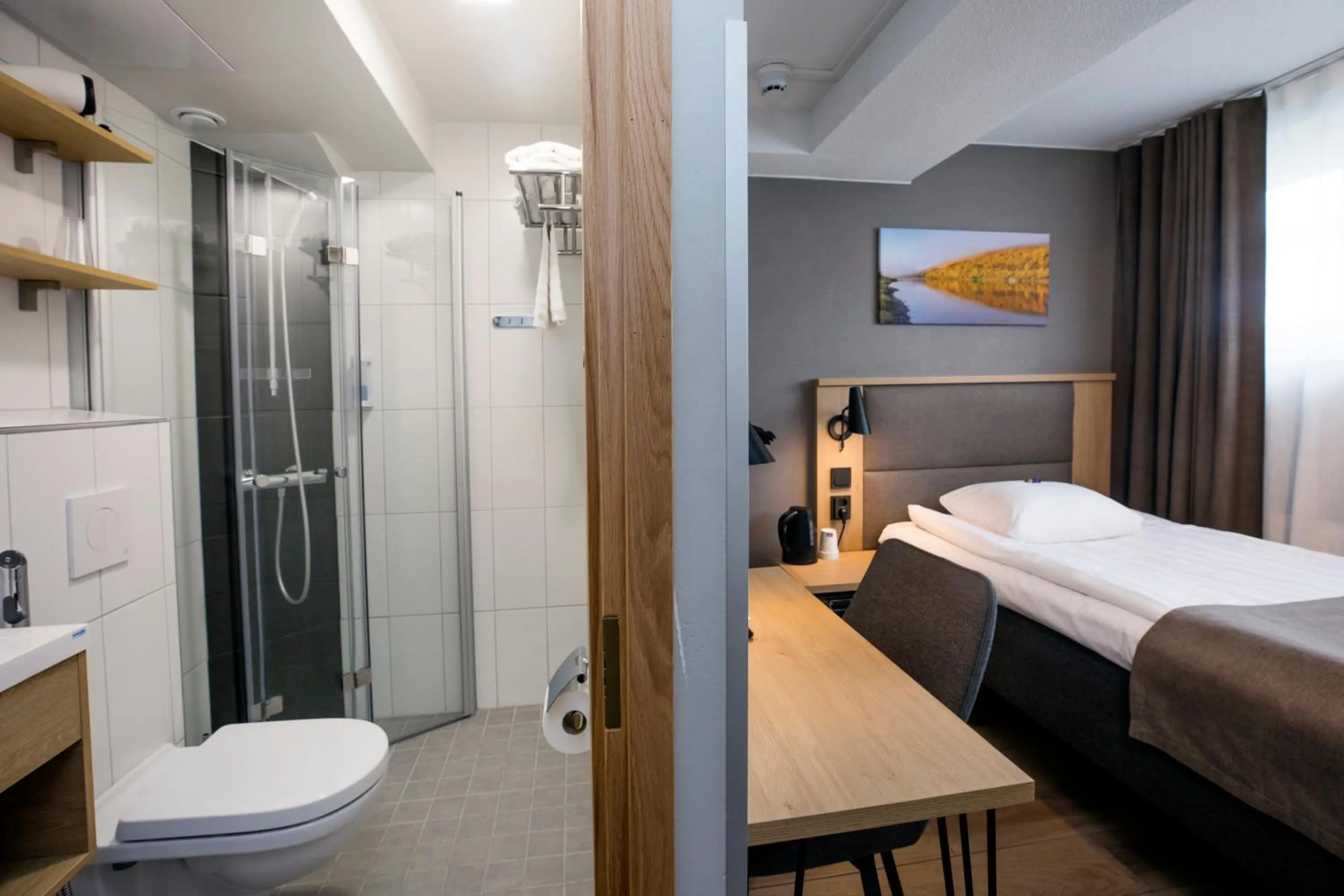 Public Bath, Bed in Hotelli Toivola