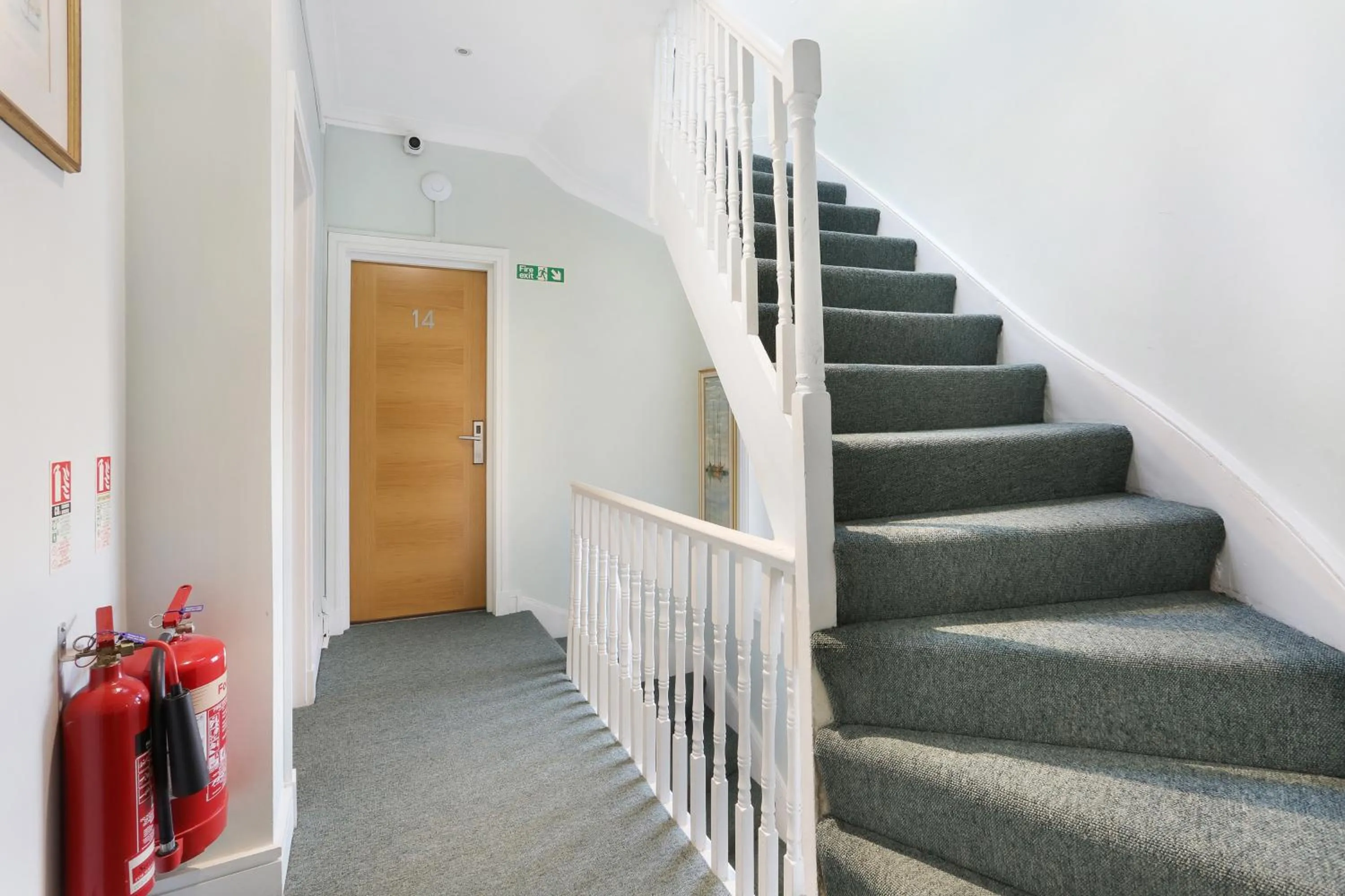 Property building in BeiRoom Hyde Park Apartments