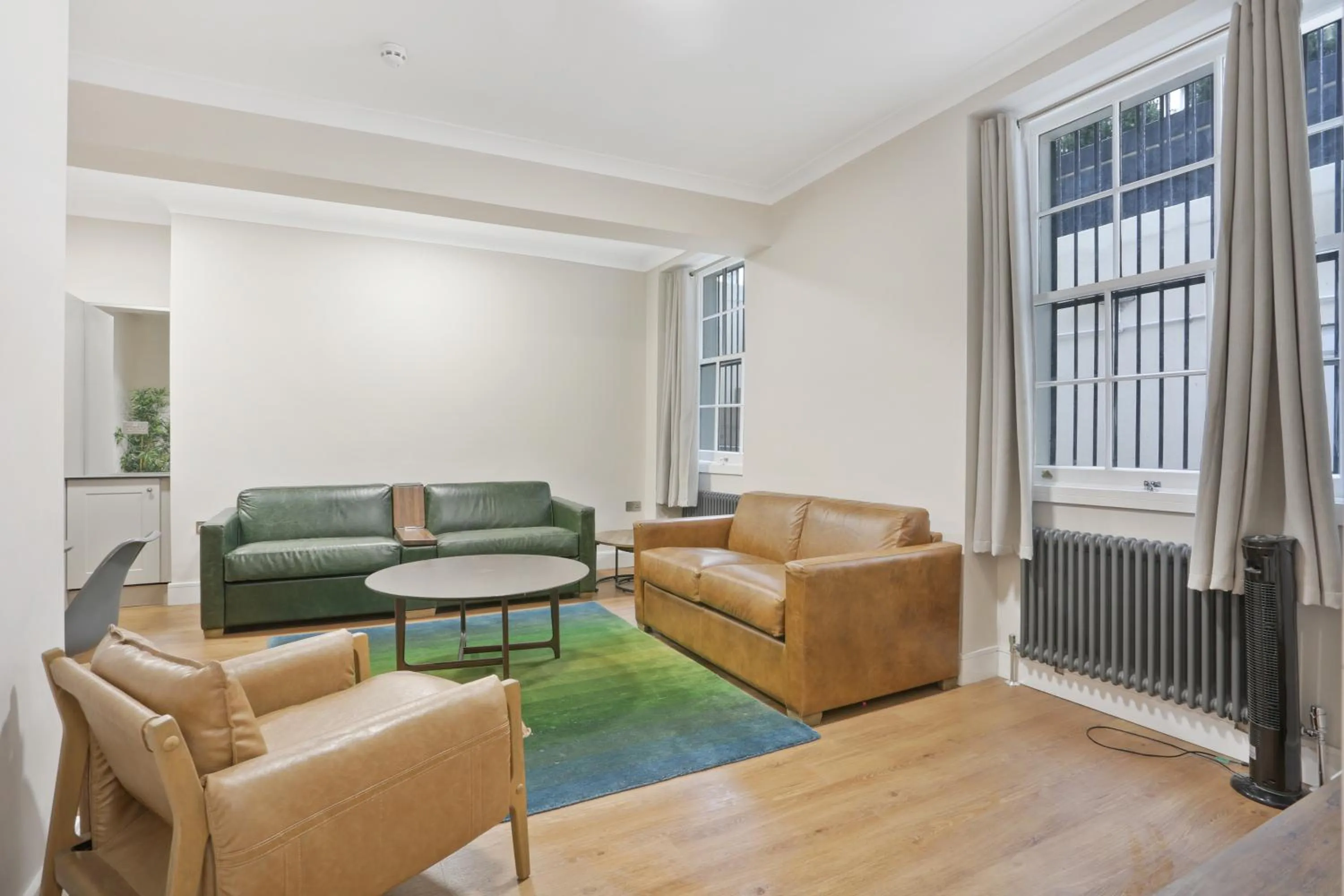Living room in BeiRoom Hyde Park Apartments