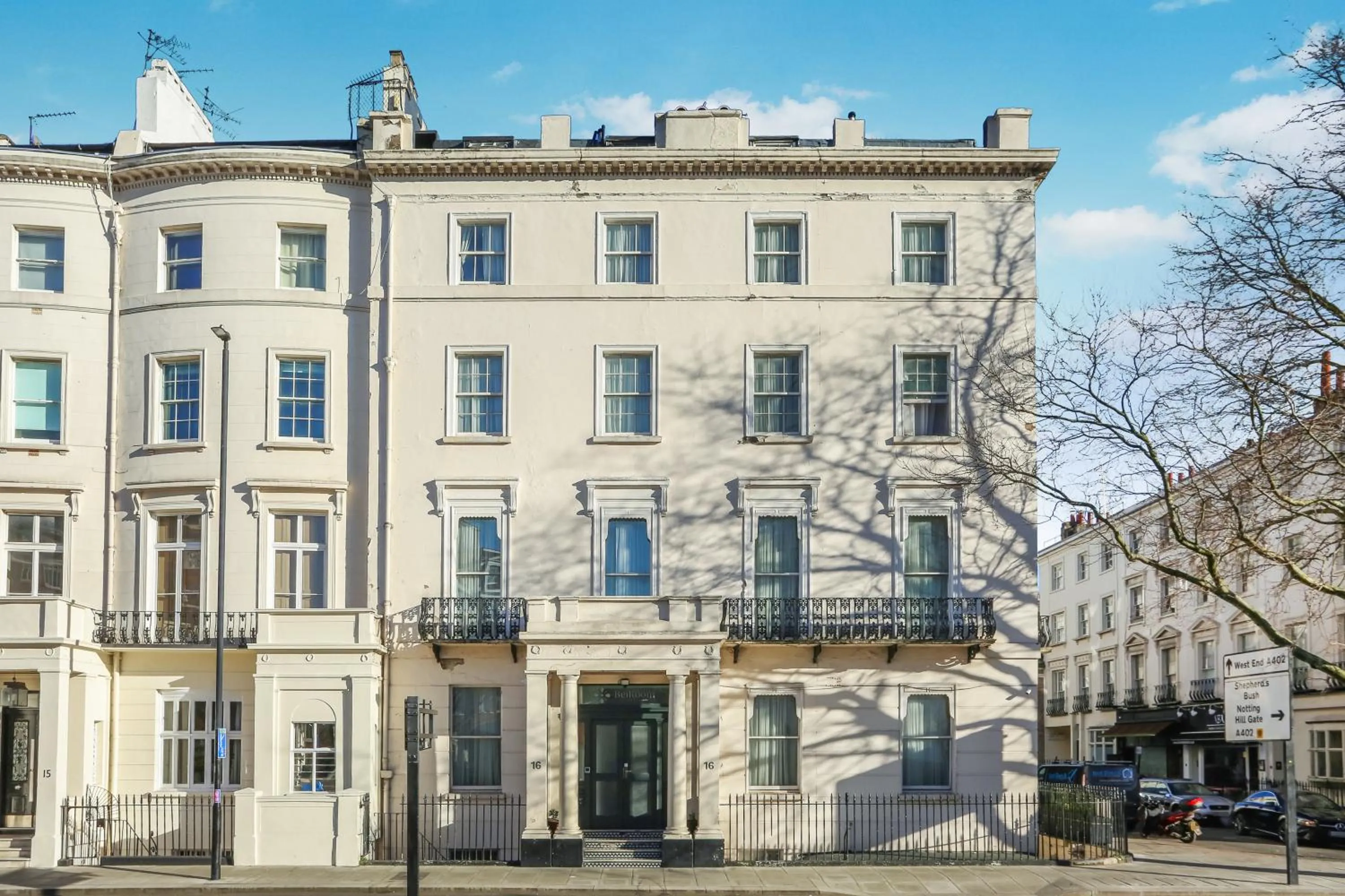 Property building in BeiRoom Hyde Park Apartments