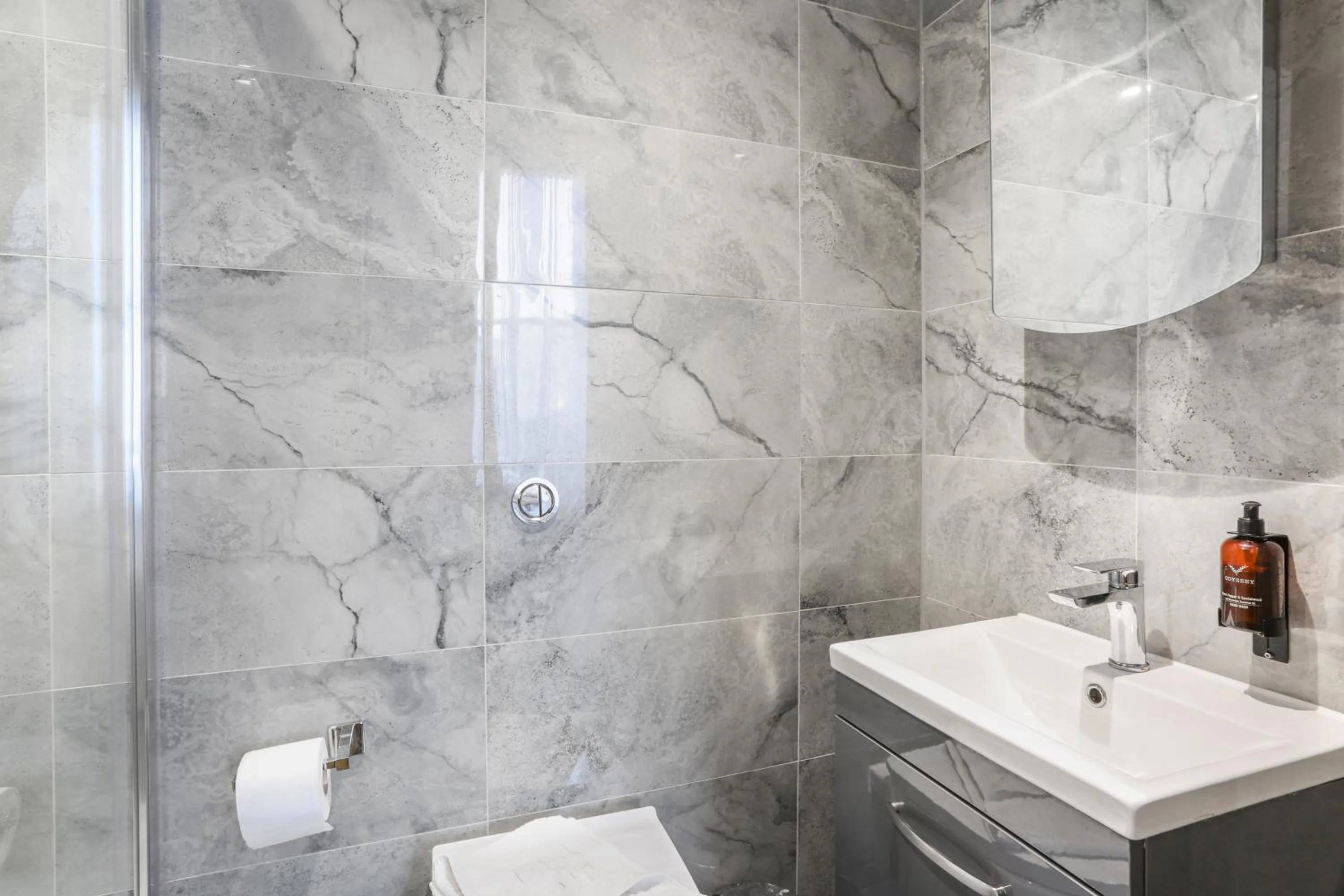 Bathroom in BeiRoom Hyde Park Apartments