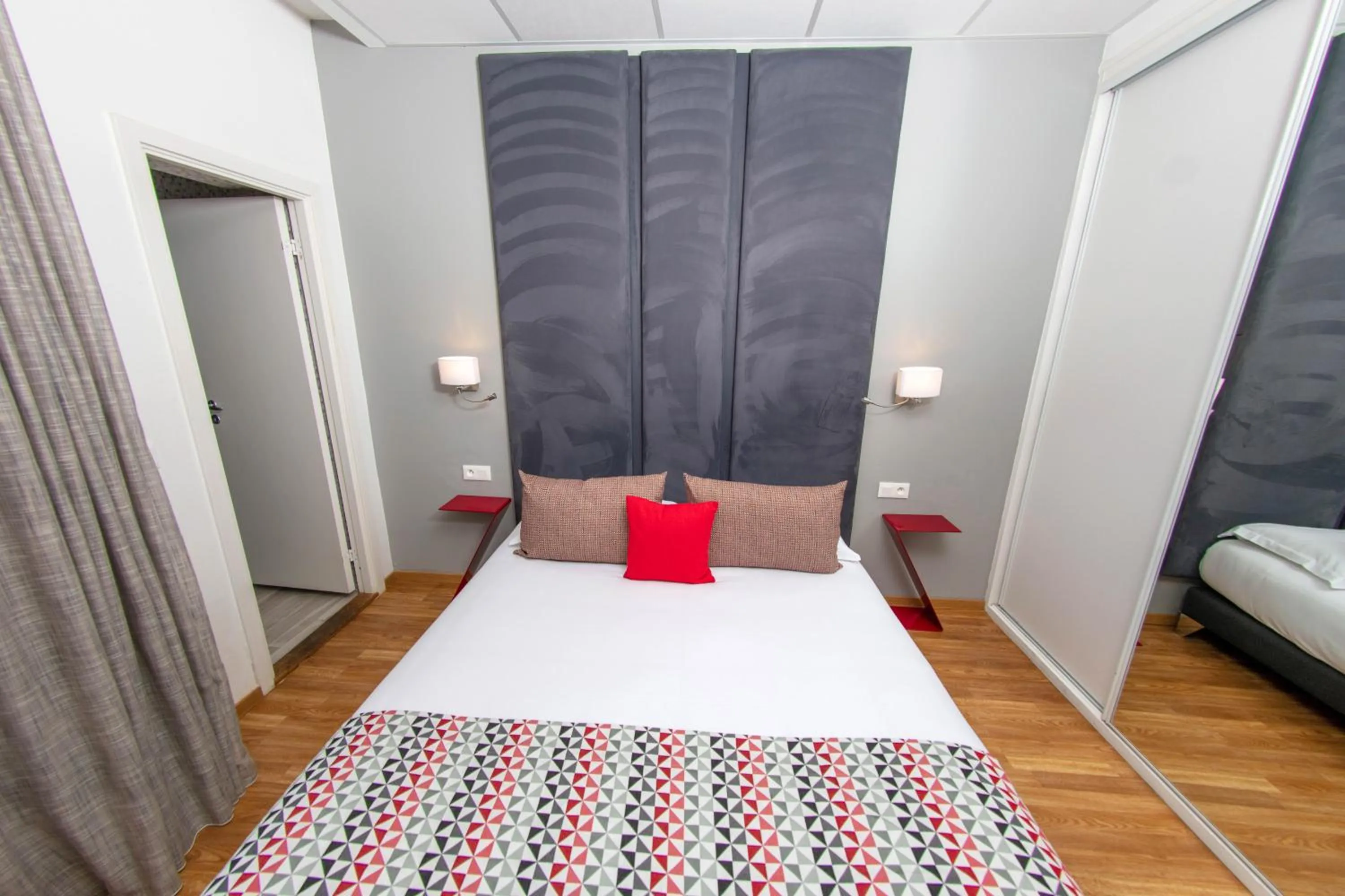 Bed in Hôtel Méditerranée