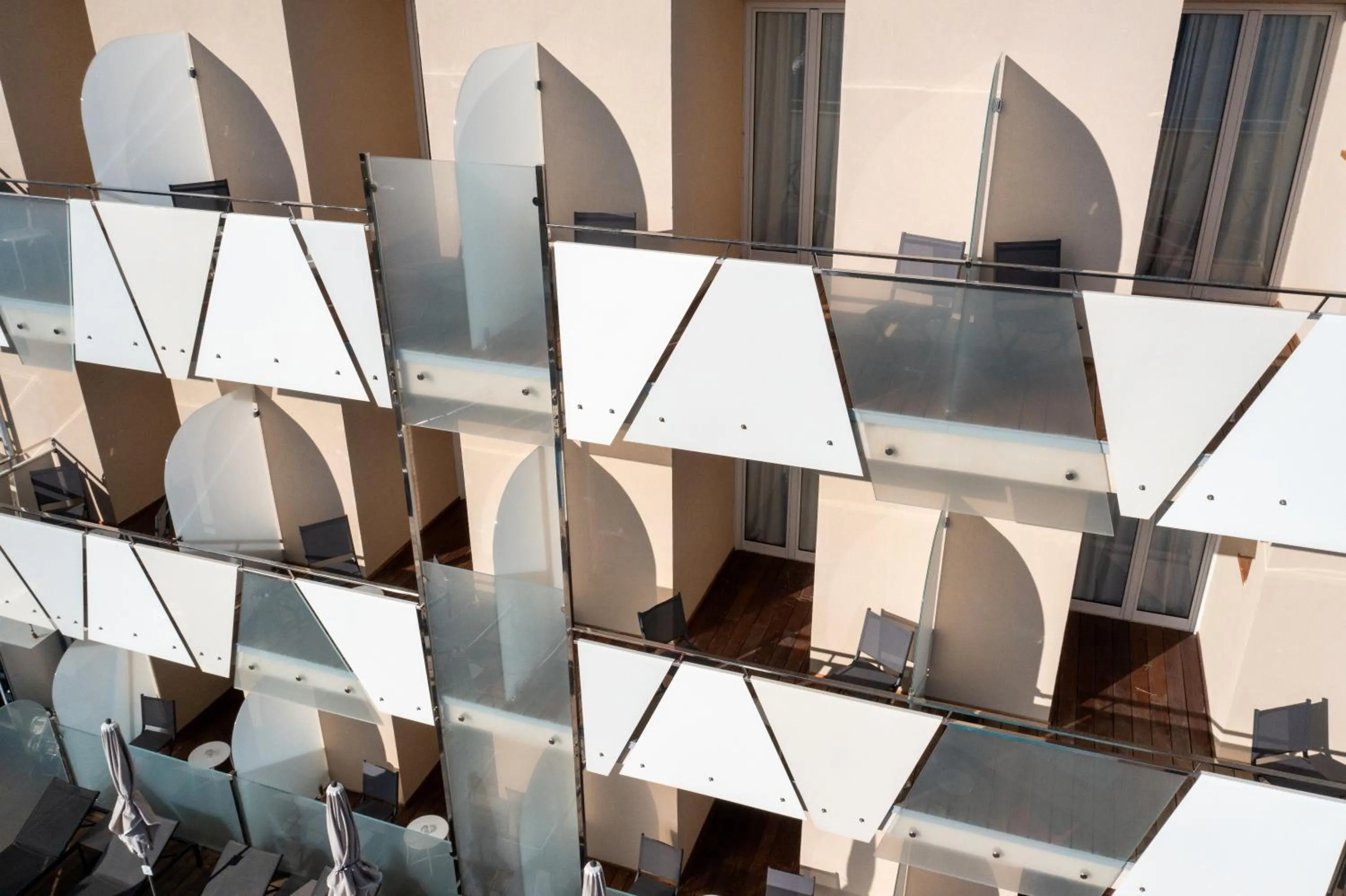 Property building in Hôtel Méditerranée