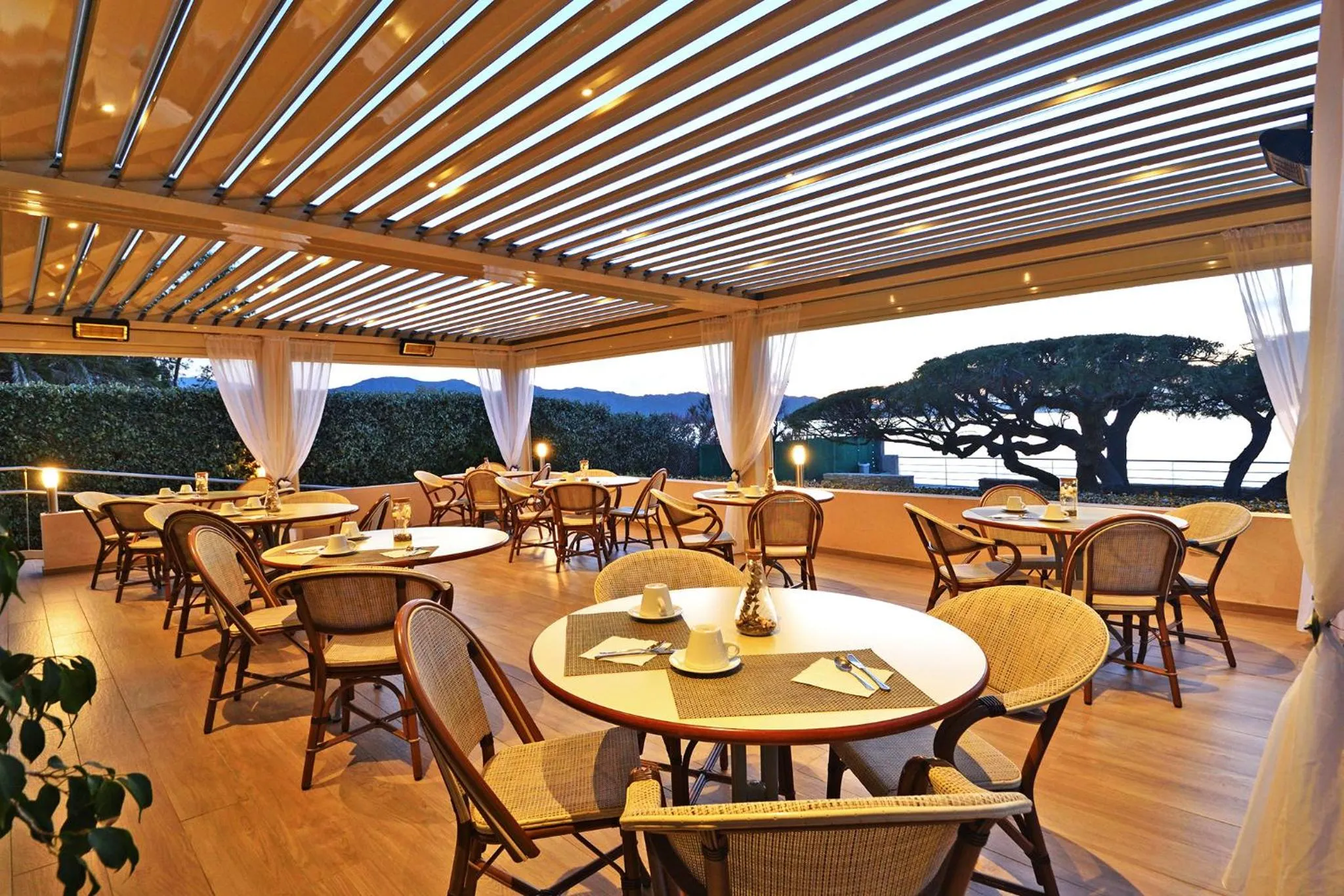 Patio in Hotel Tettola