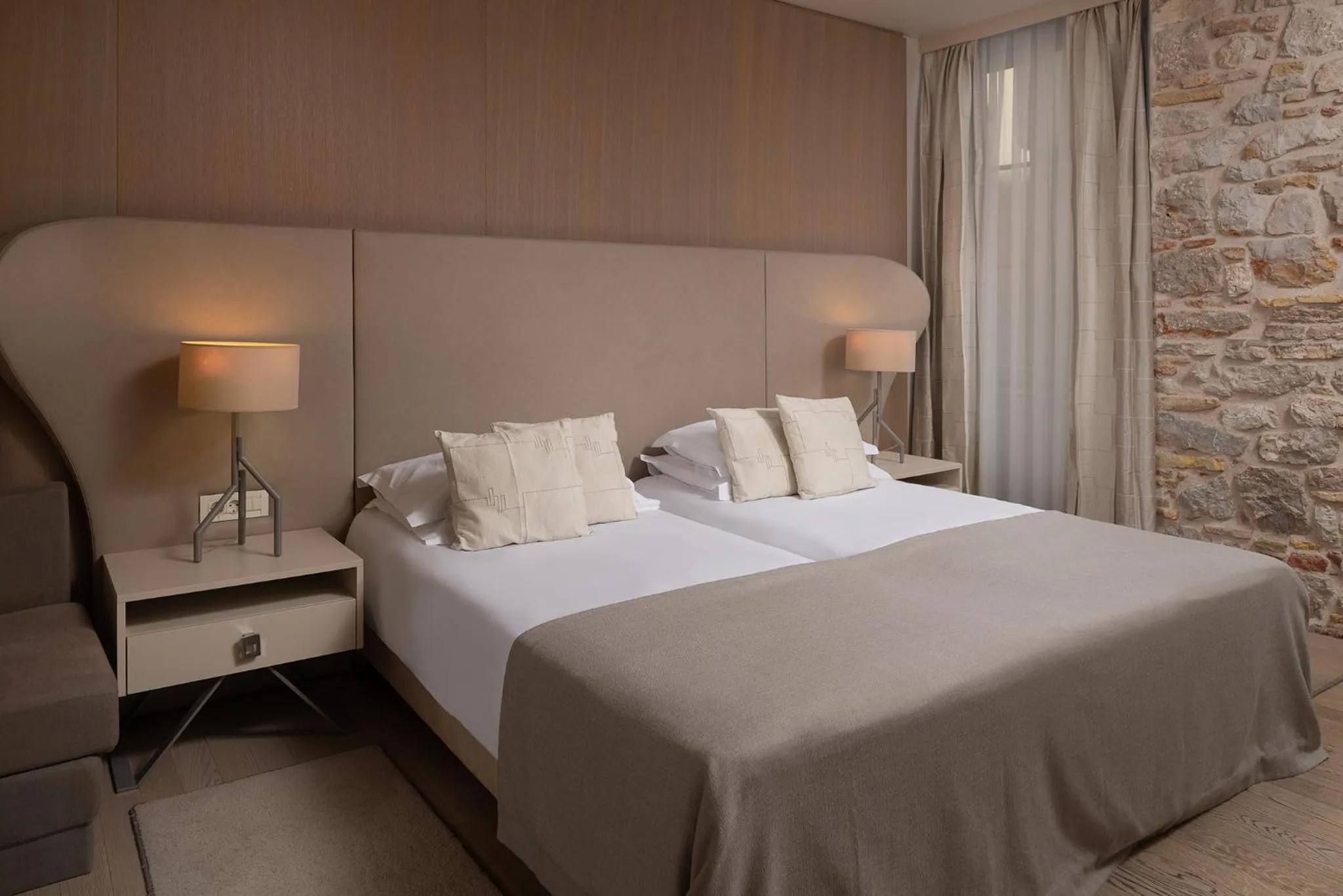 Bed in Art Hotel Kalelarga