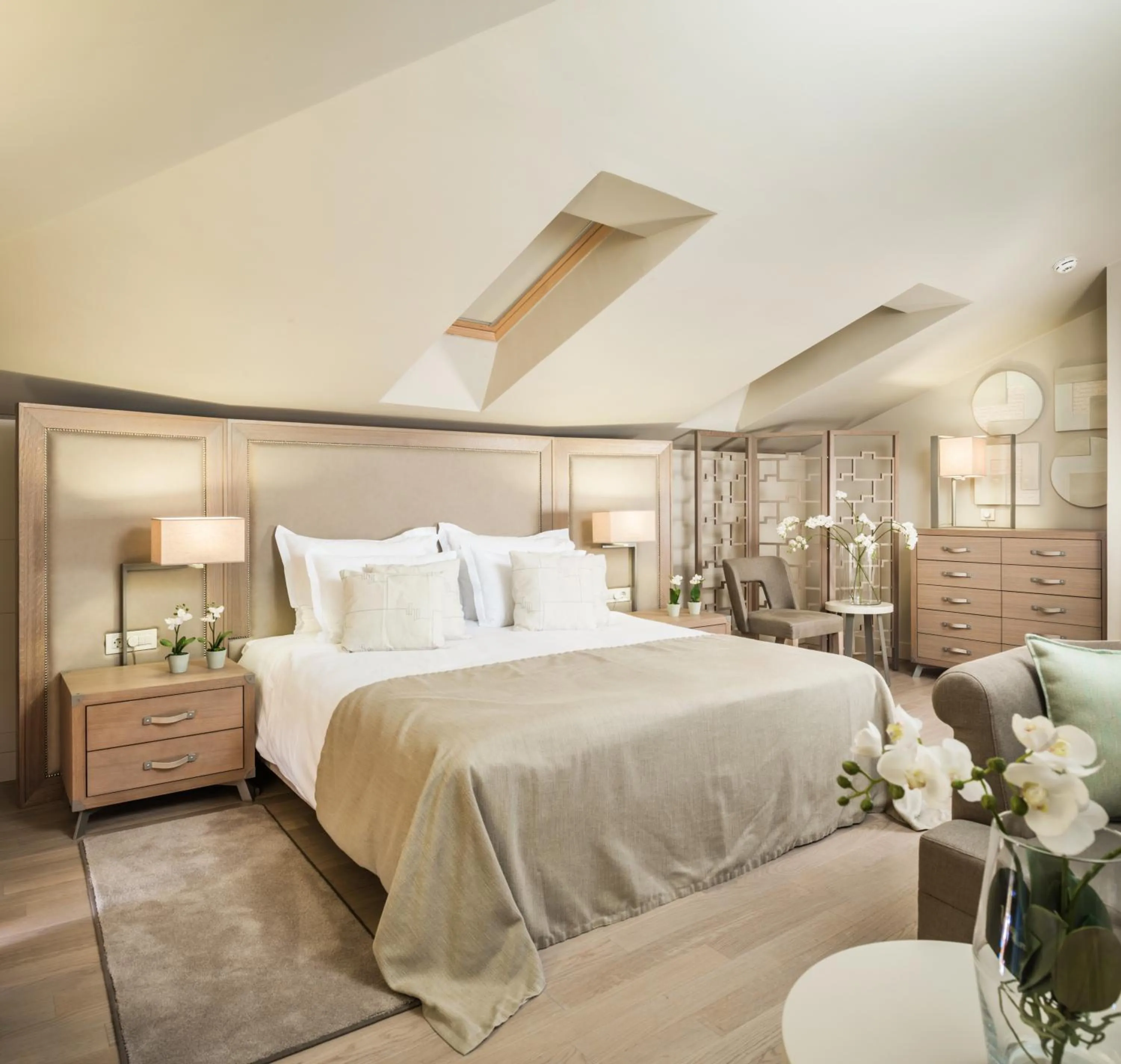 Bed in Art Hotel Kalelarga