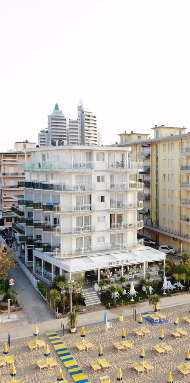 Bird's eye view in Hotel Nizza Frontemare Superior 3 Stelle