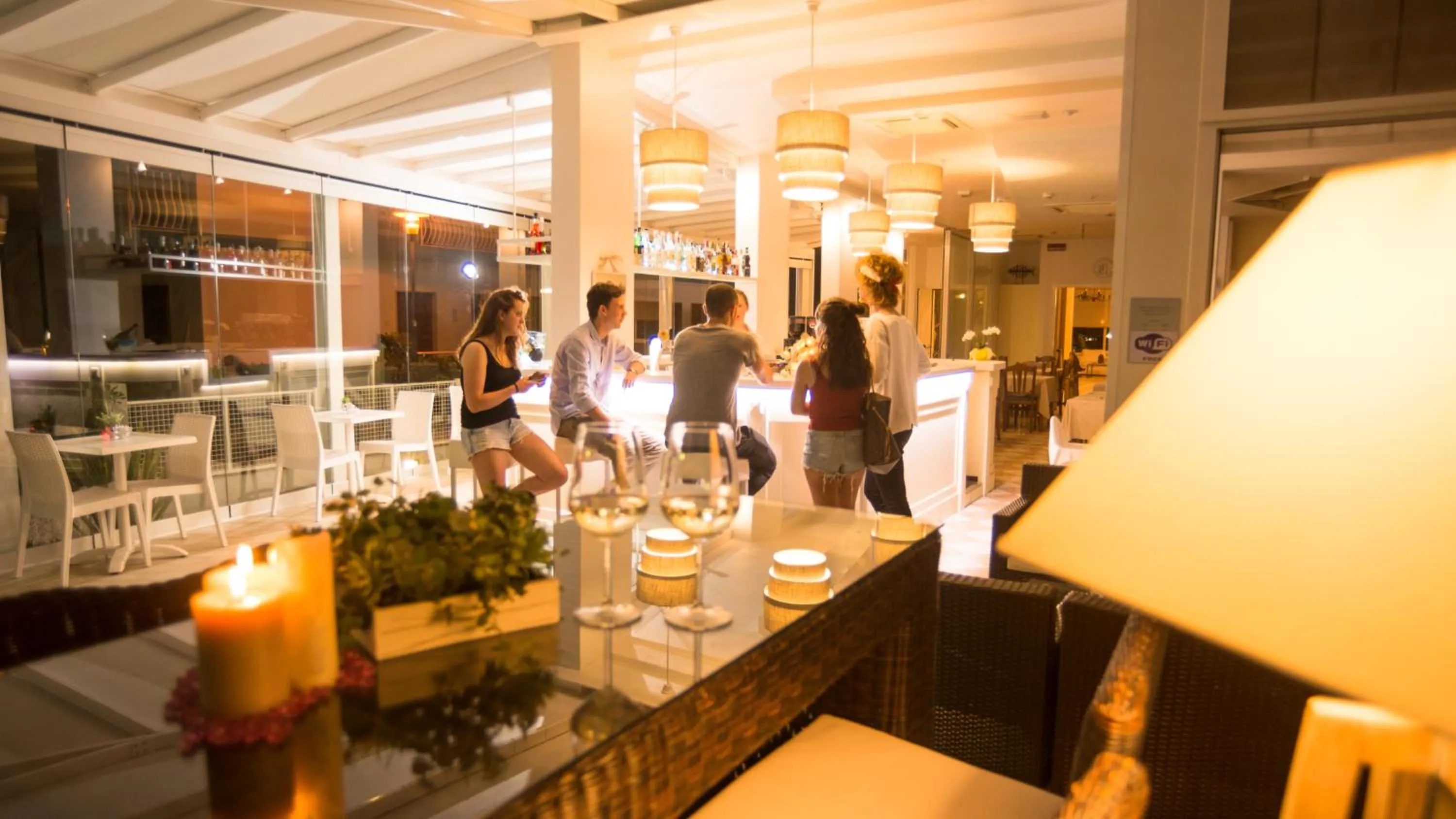 Lounge or bar in Hotel Nizza Frontemare Superior 3 Stelle