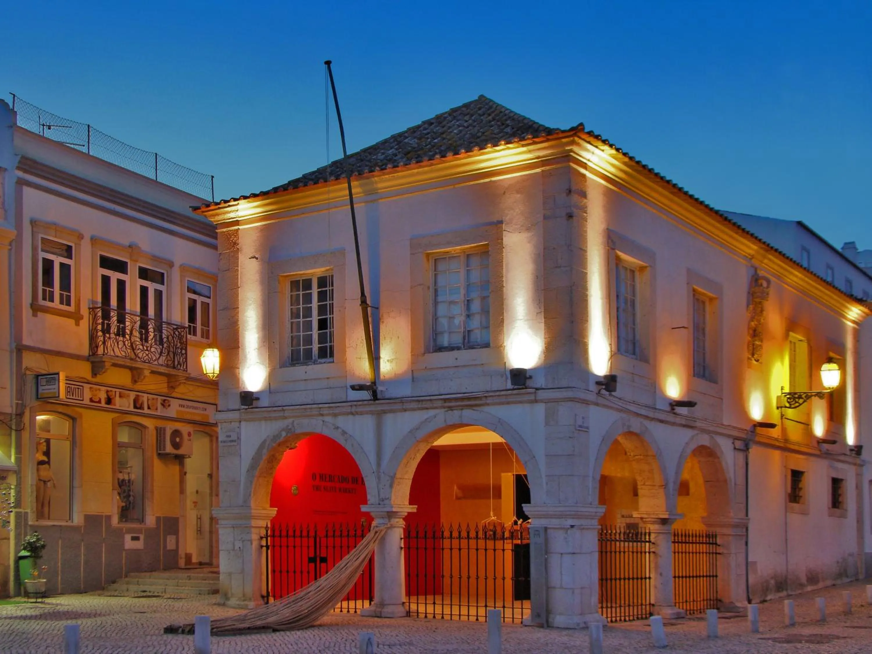 Nearby landmark in Atalaia Sol Aparthotel - tennis & heated pool in winter