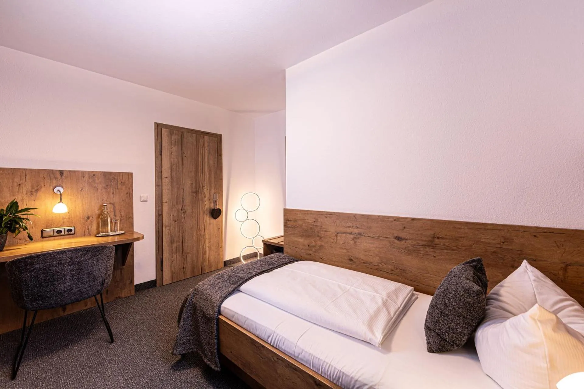 Photo of the whole room, Bed in Hotel AlpinaRos