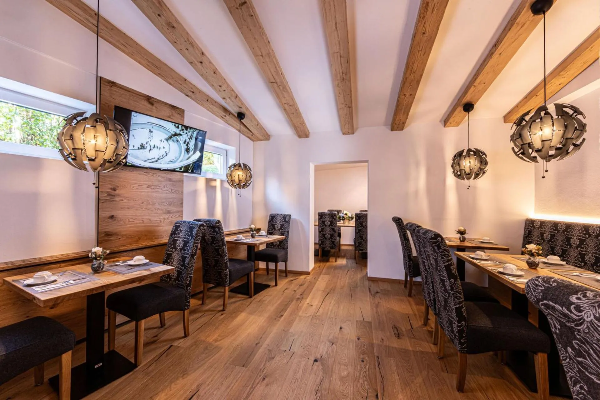 Breakfast in Hotel AlpinaRos