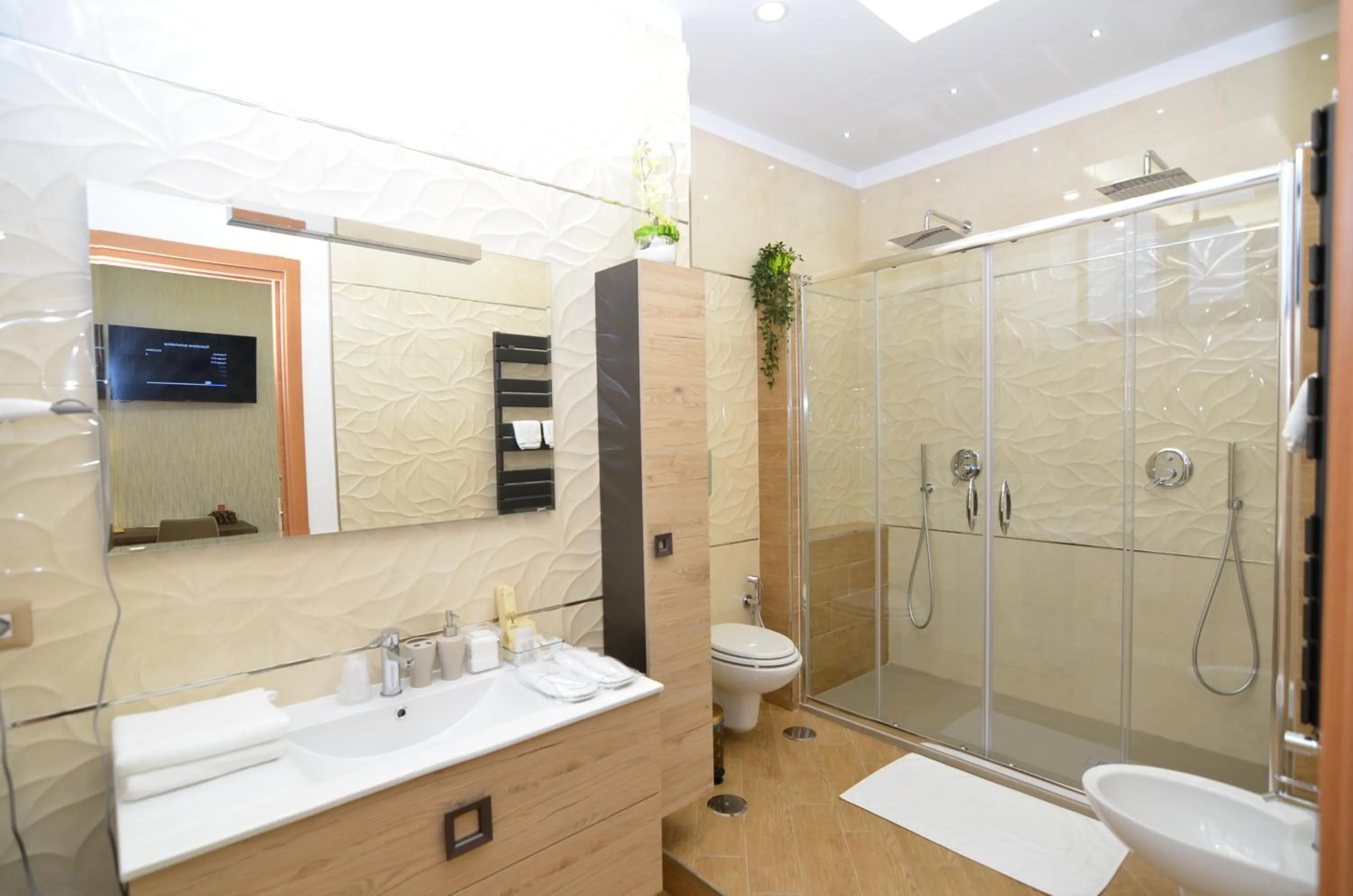 Shower in Caserta Deluxe