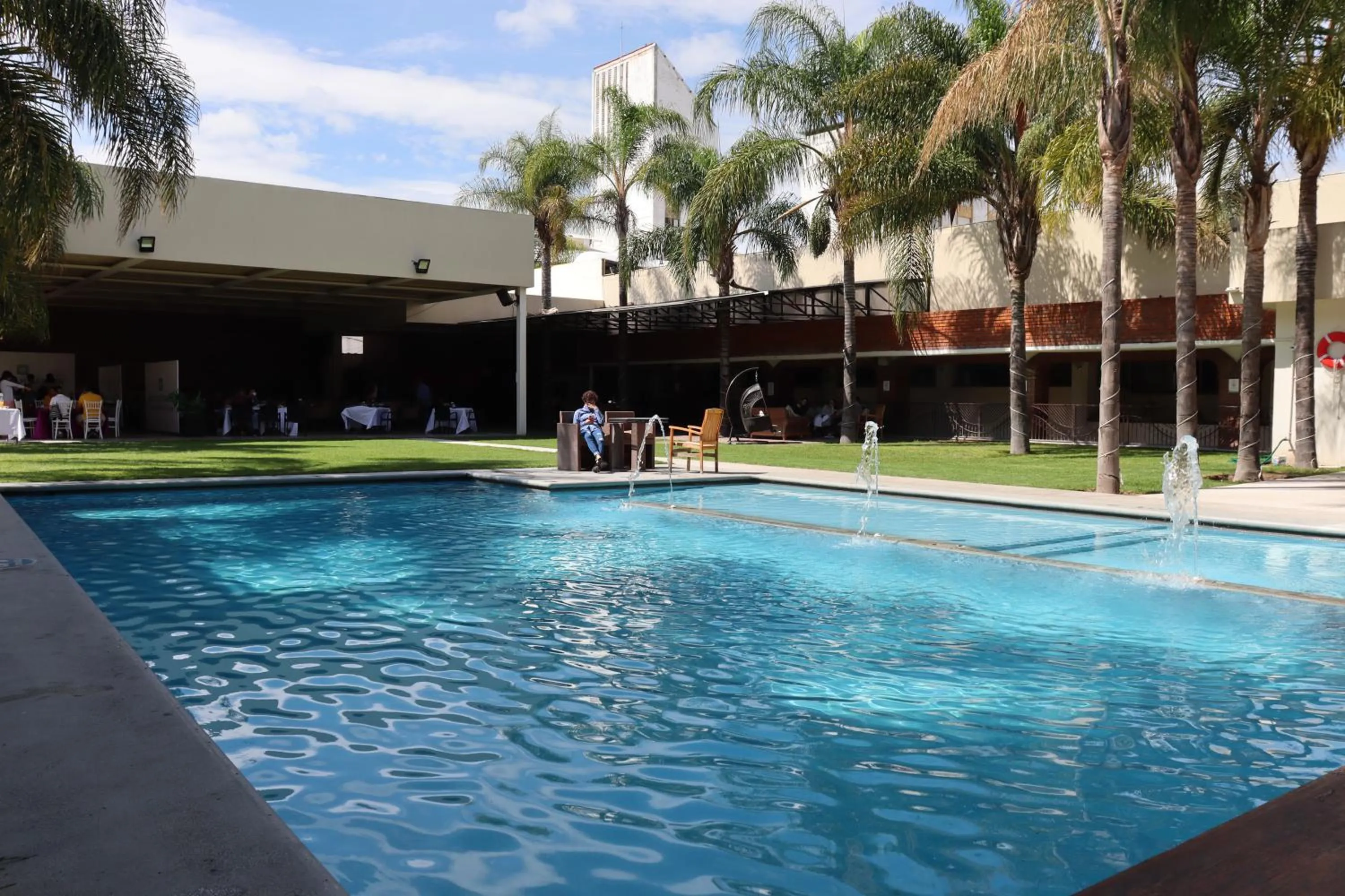 Swimming pool in Wyndham Garden Aguascalientes Hotel & Casino