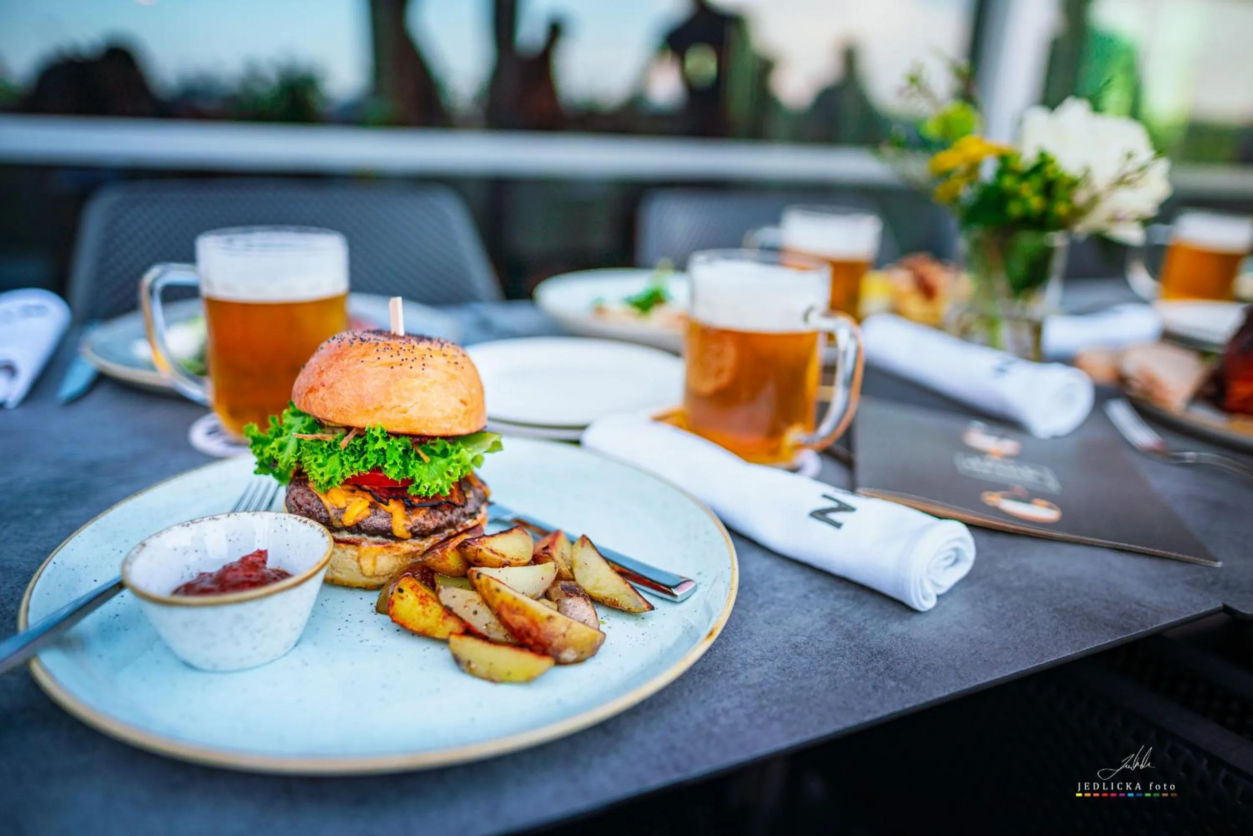 Dinner in NUTREND World