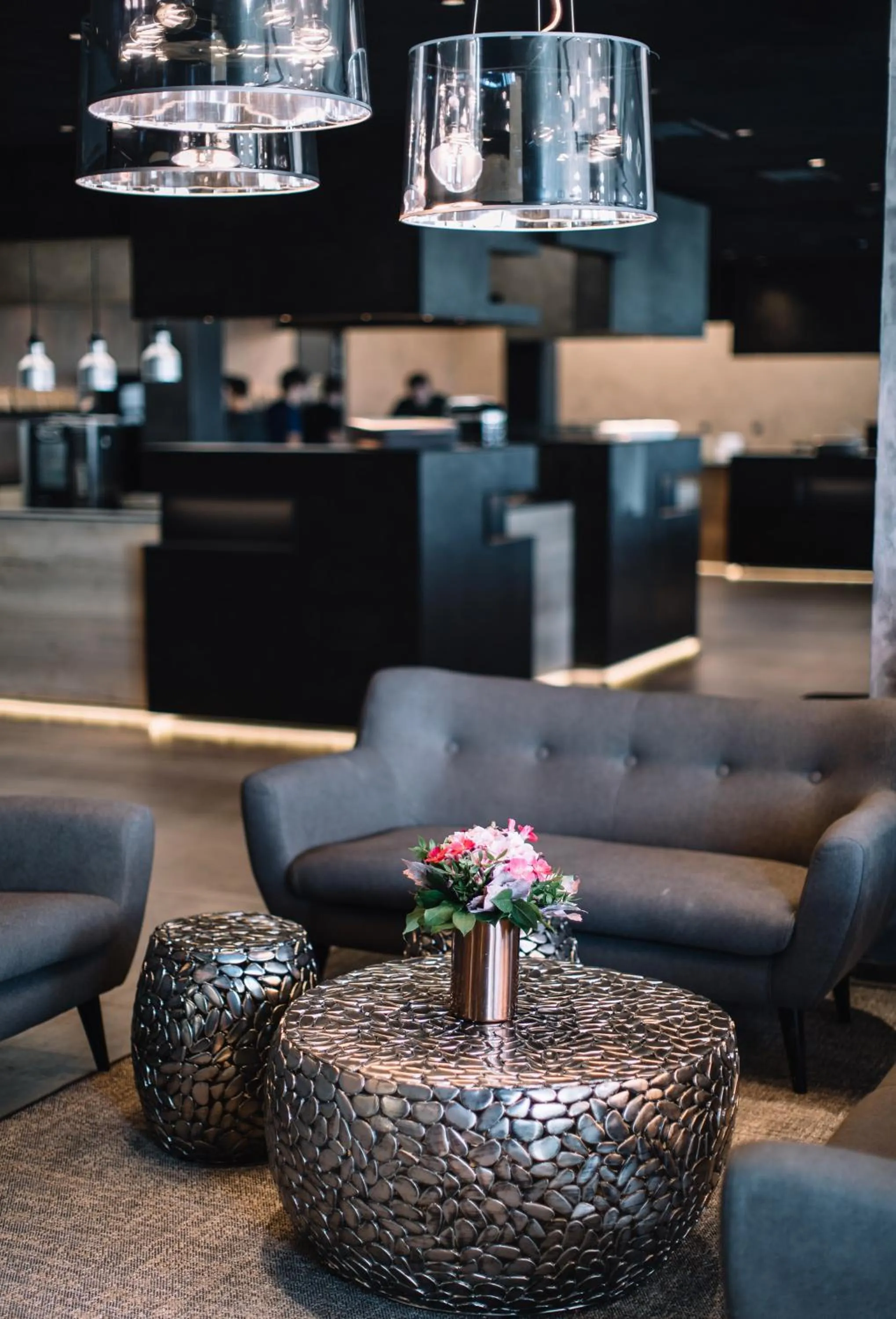 Restaurant/places to eat in NUTREND World