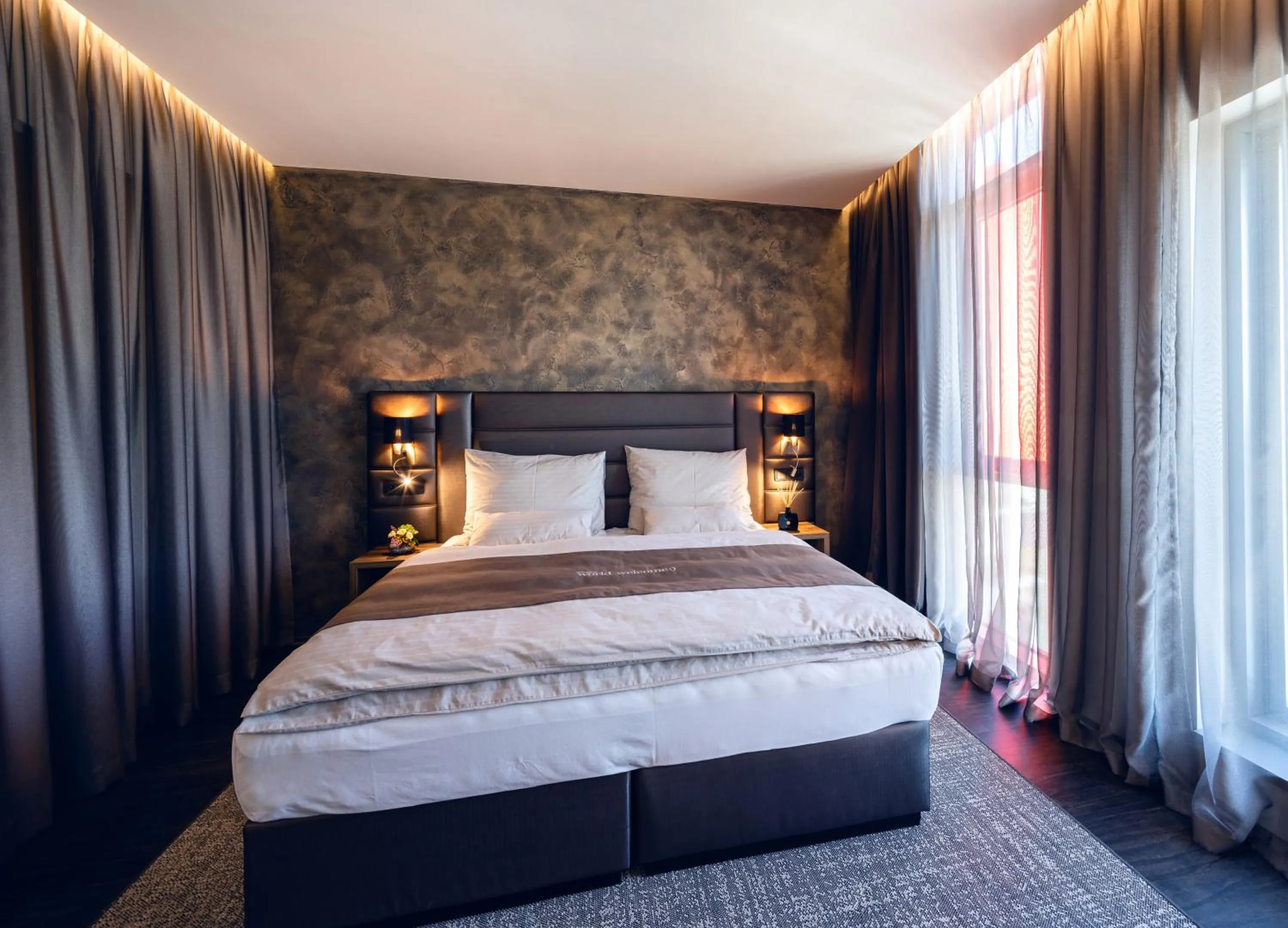 Bed in NUTREND World