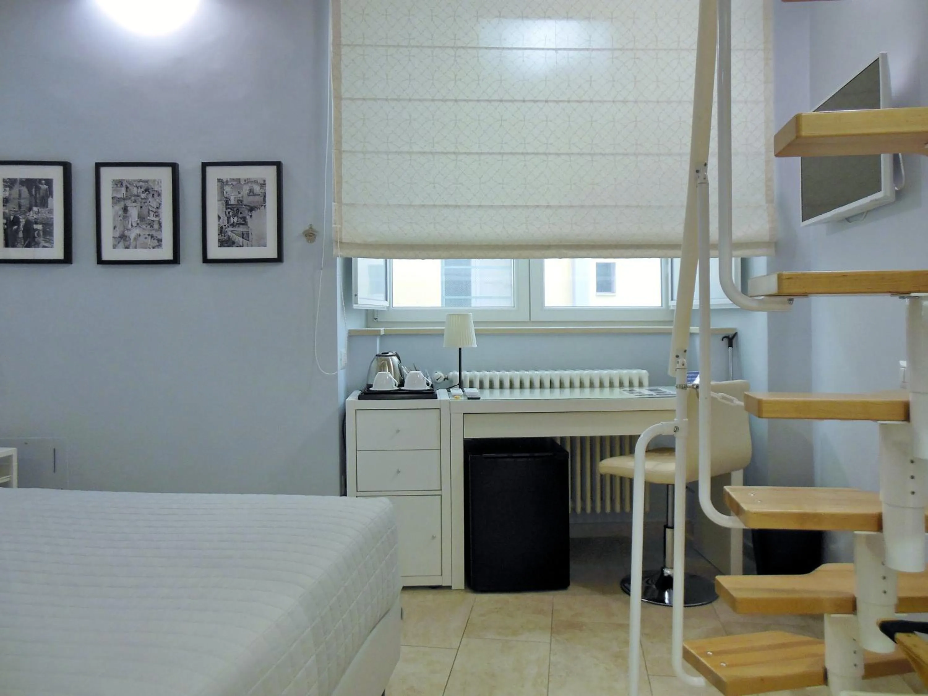 hair dresser, Bed in L'OSPITE - LIFESTYLE RESIDENCE, Design Rooms