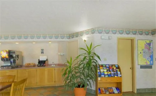 Lounge or bar in Super Inn