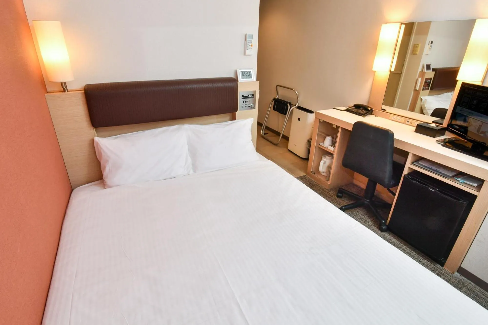 Photo of the whole room, Bed in Sanco Inn Shizuoka Kitaguchi